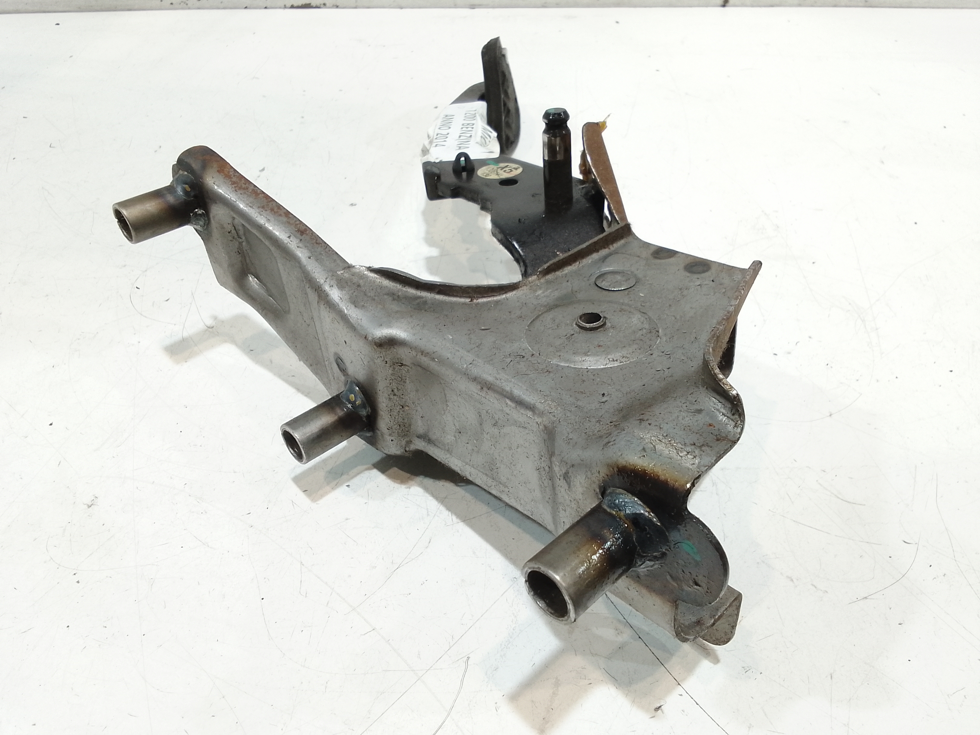 Pedale frizione per Nissan Micra 7 Serie (2010 - 2016)