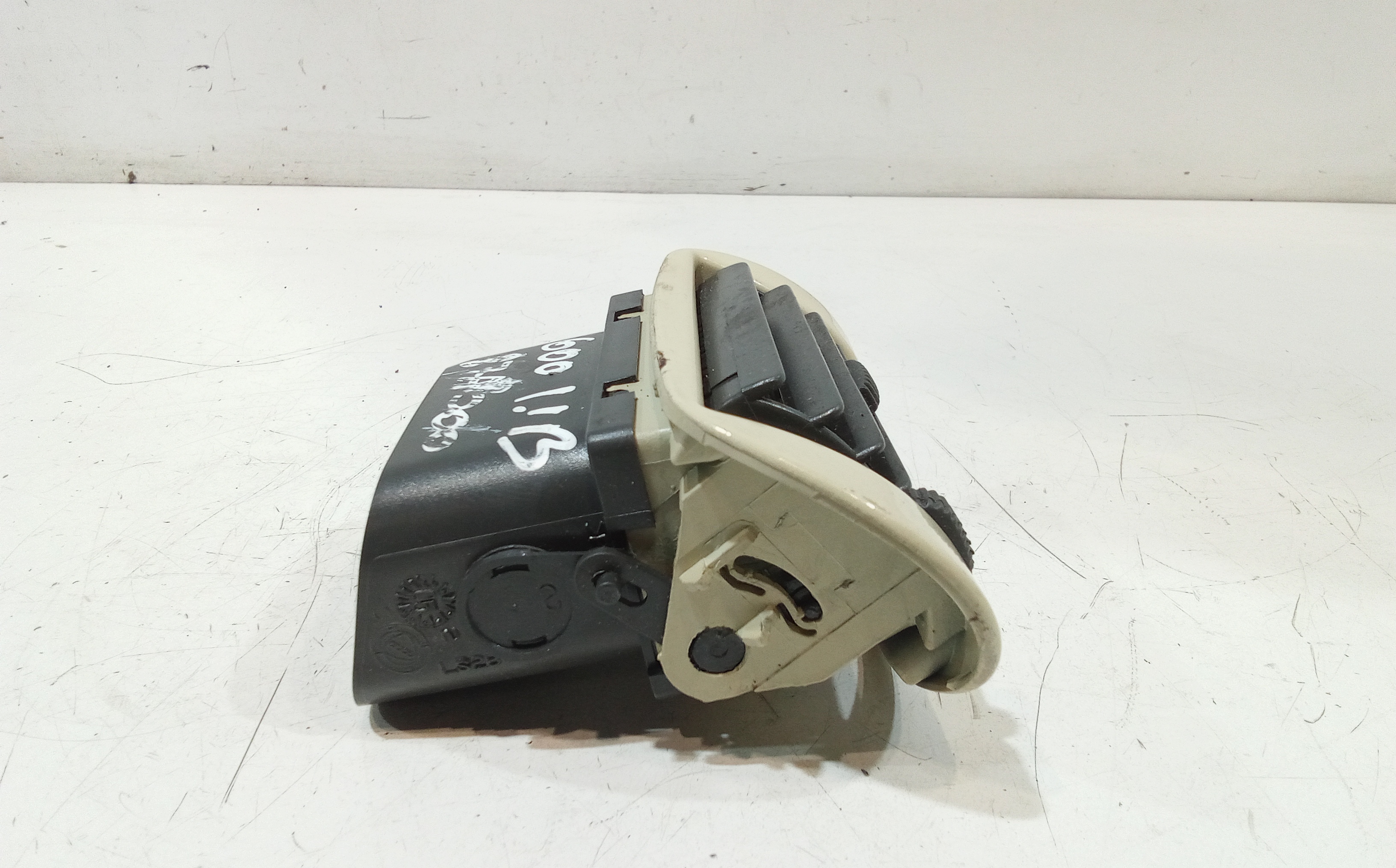 Bocchetta aria cruscotto lato guida per Fiat Seicento Serie (00>05) (2000 - 2005)