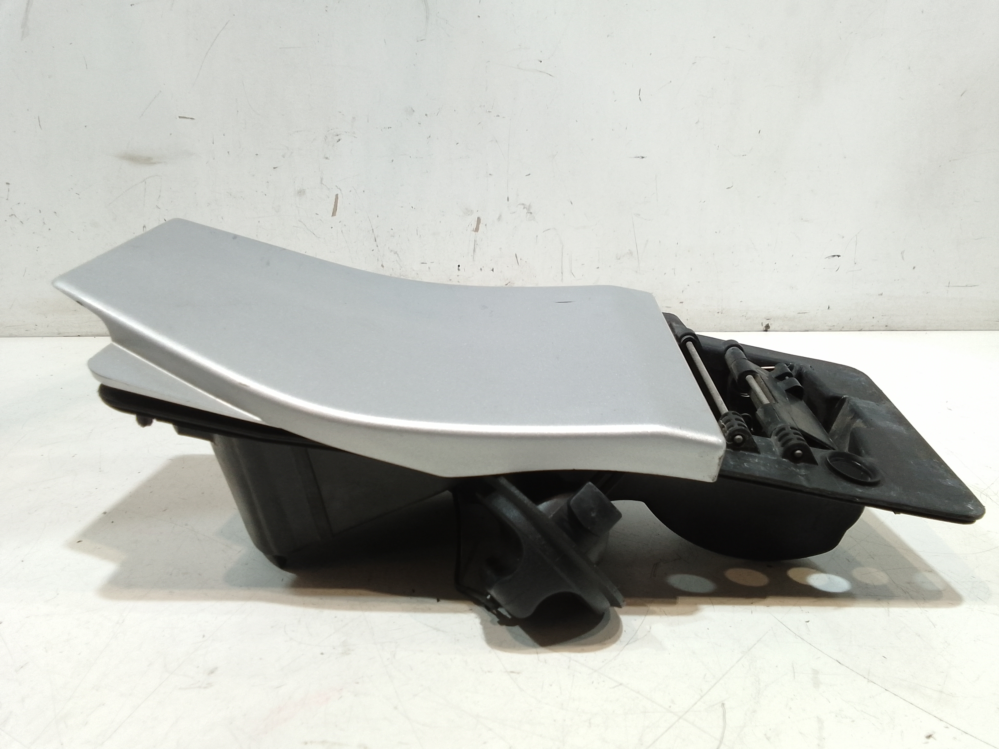 Sportellino Carburante per Opel Vivaro Serie (14>) (2014 - In produzione)