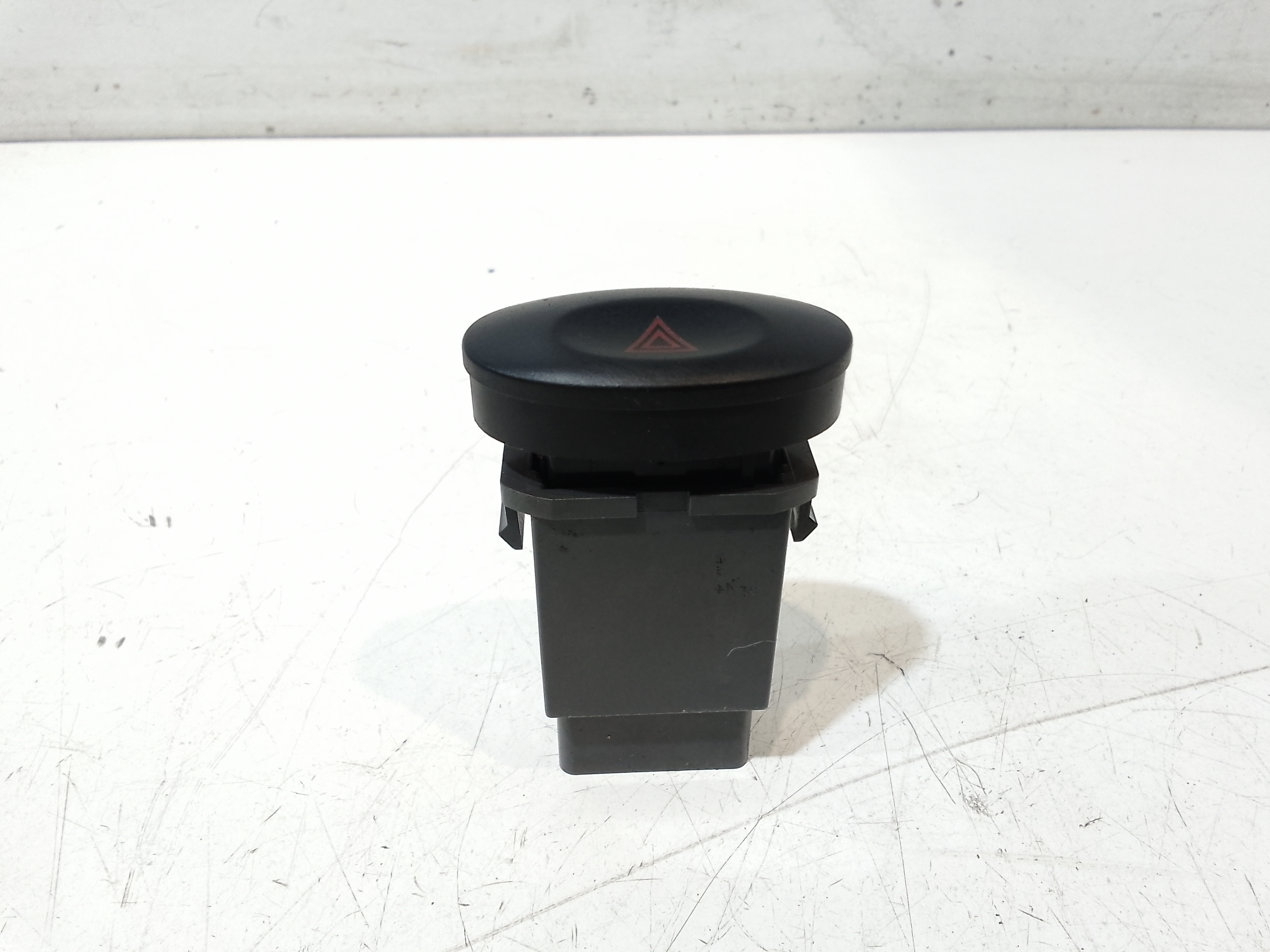 Pulsante luci di emergenza per Chevrolet Matiz 2 Serie (2001 - 2005)