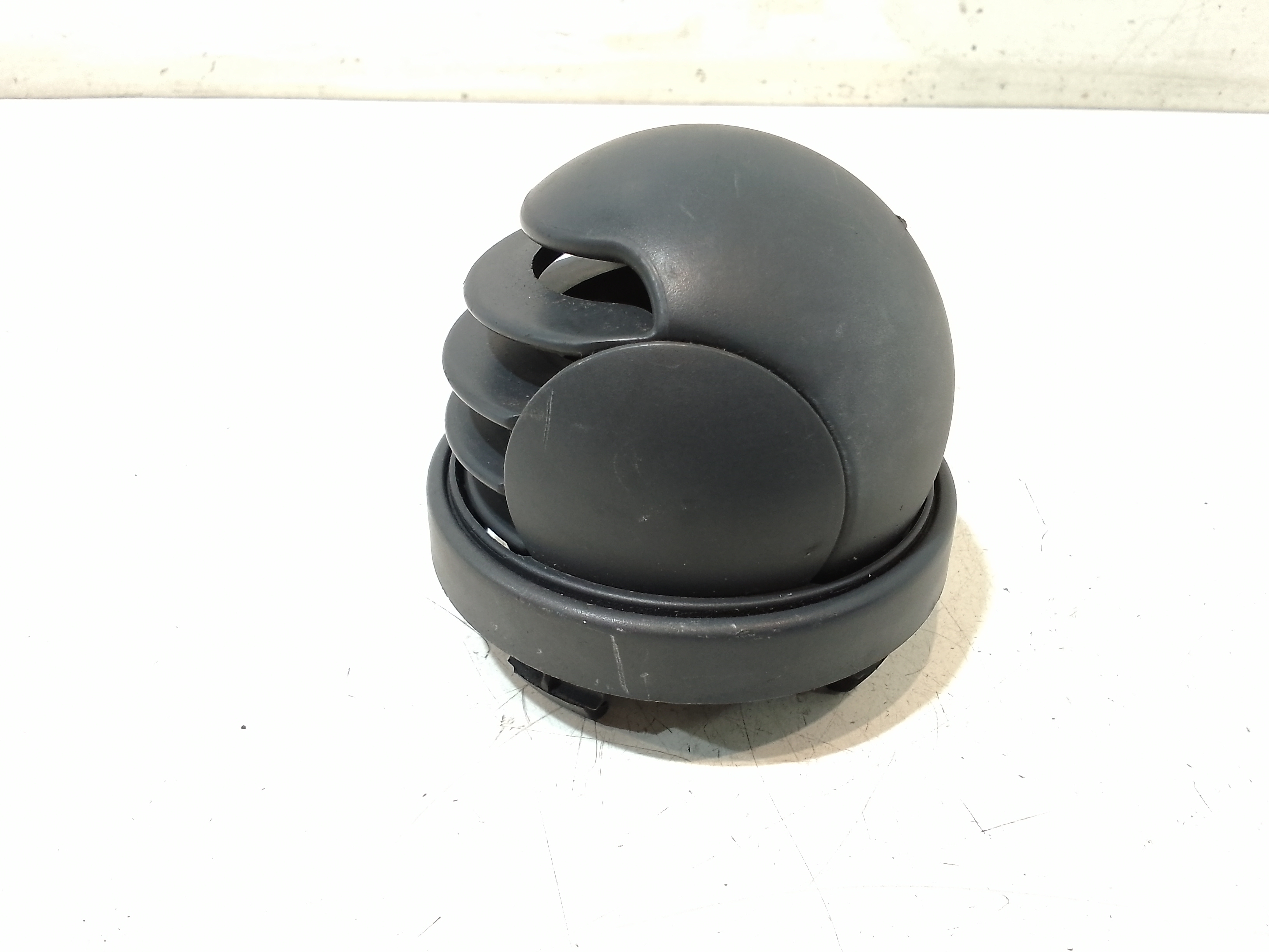 Bocchetta aria cruscotto lato passeggero per Smart Fortwo Coup 1 Serie (1998 - 2003)