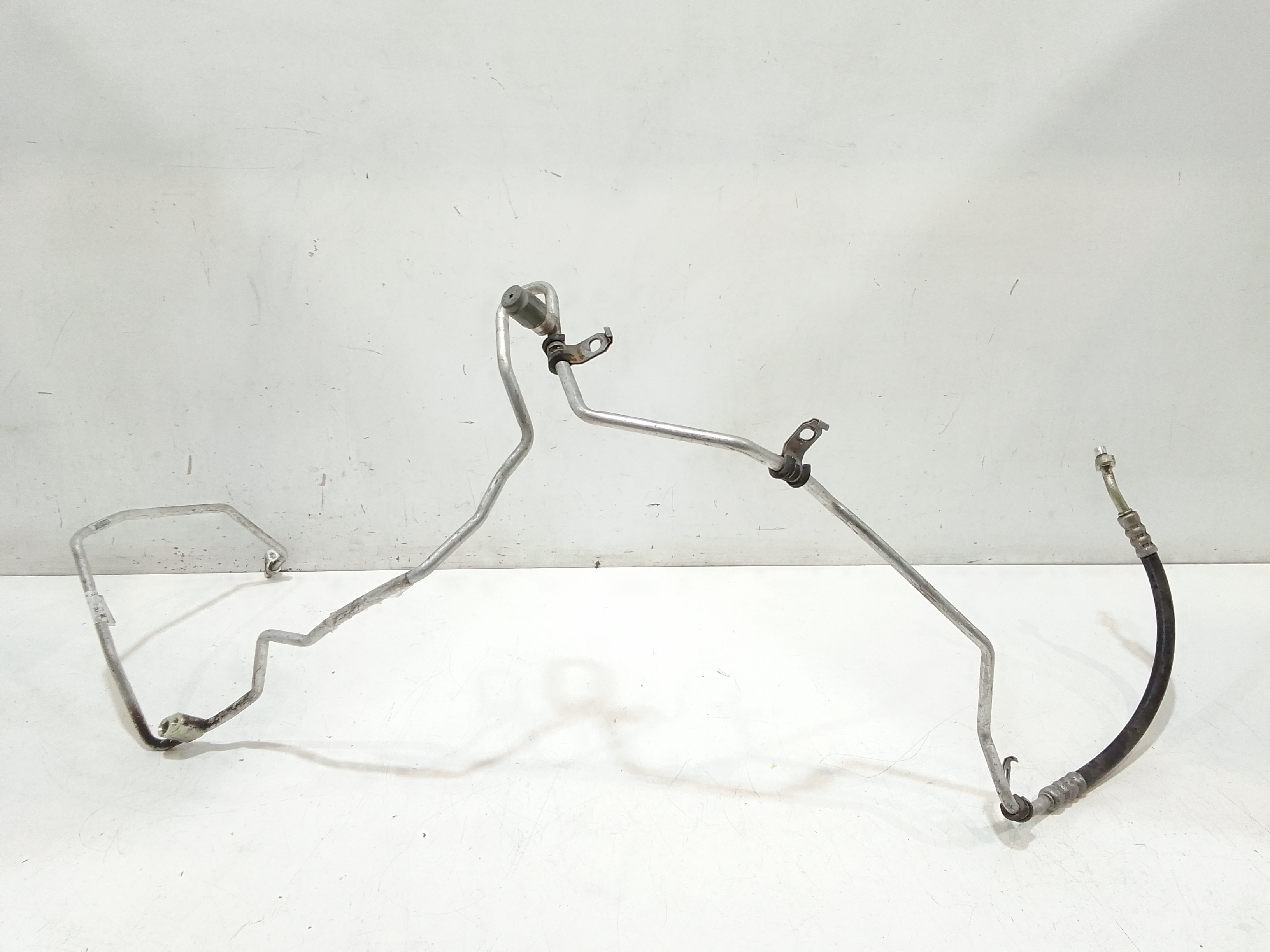 Tubi A/C per Opel Vivaro Serie (14>) (2014 - In produzione)