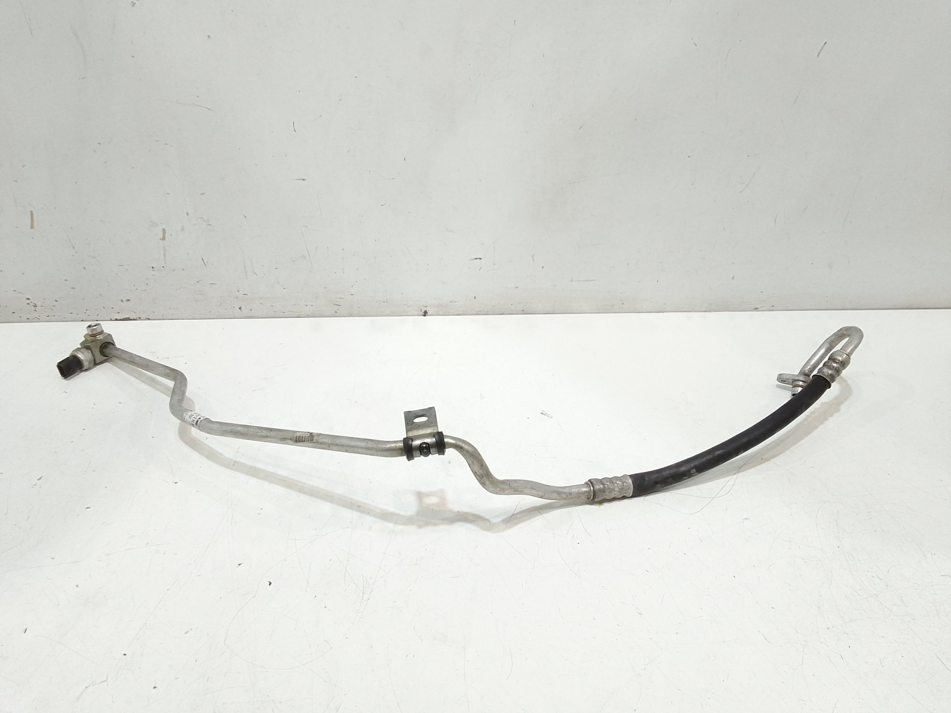 Tubi A/C per Opel Vivaro Serie (14>) (2014 - In produzione)