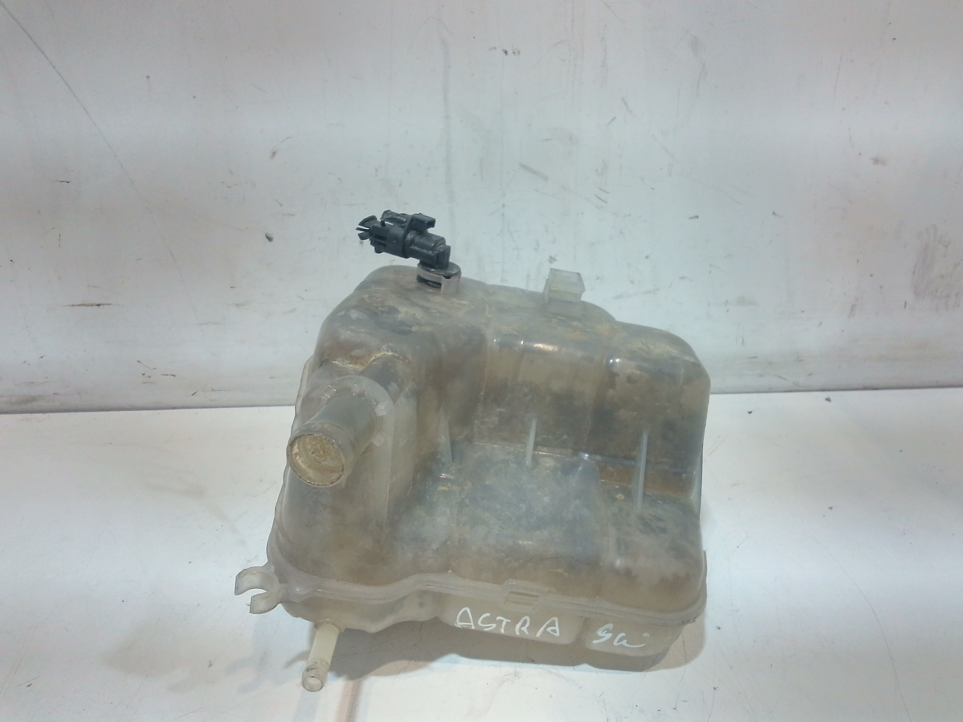 Vaschetta liquido radiatore per Opel Astra J (2009 - In produzione)