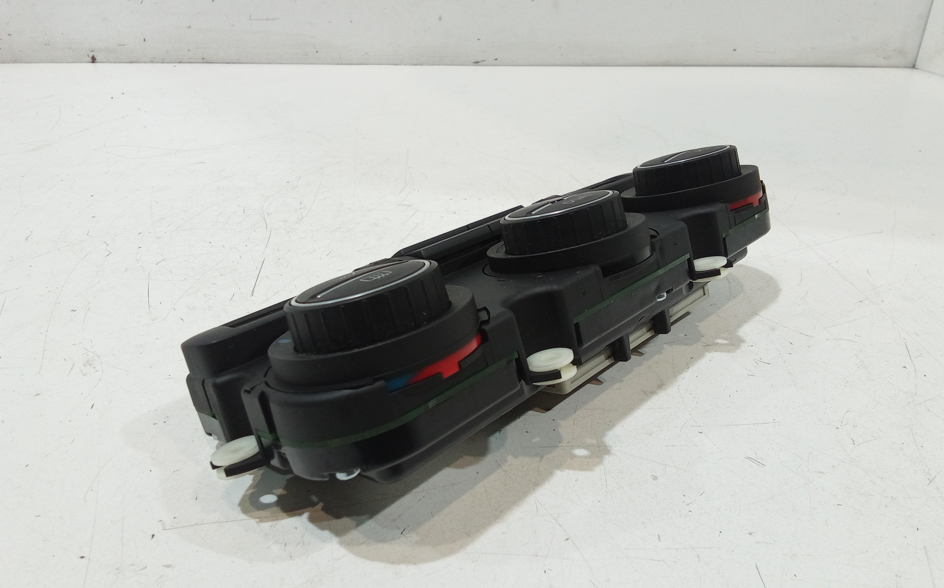 Comandi Clima per Volkswagen Jetta Serie A5 (2005 - 2010)