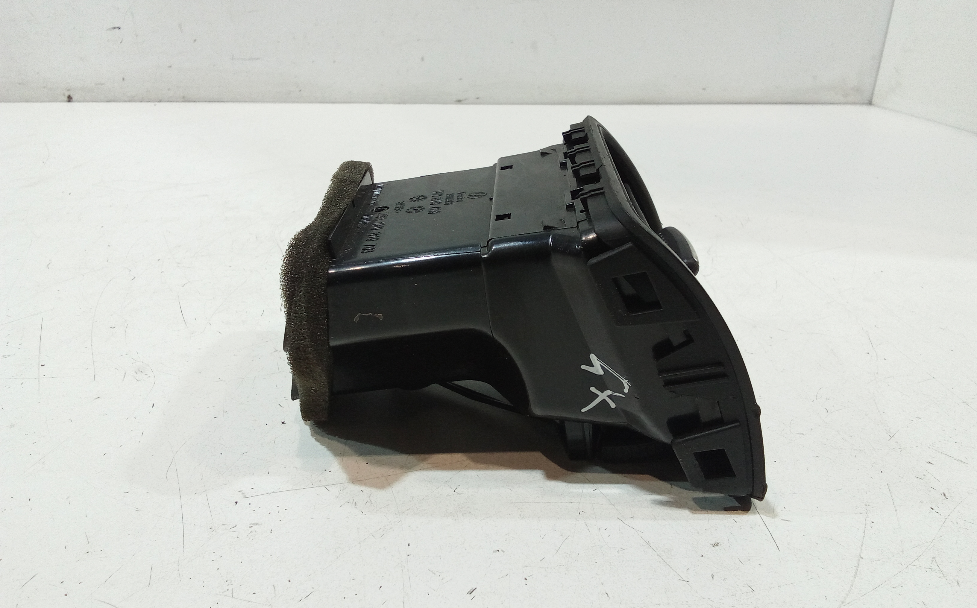 Bocchetta aria cruscotto lato guida per Volkswagen Jetta Serie A5 (2005 - 2010)