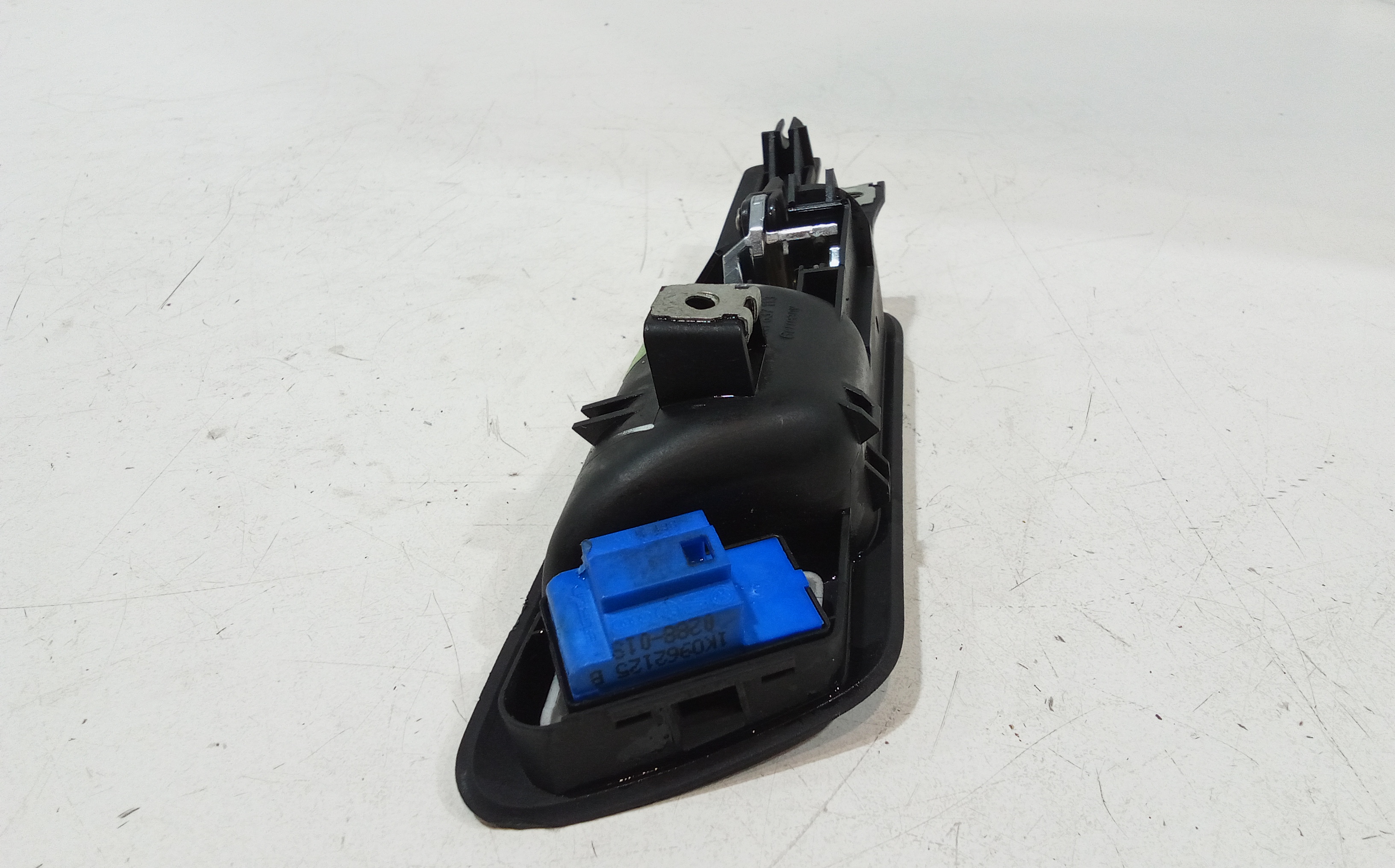 Maniglia interna anteriore Sinistra per Volkswagen Jetta Serie A5 (2005 - 2010)