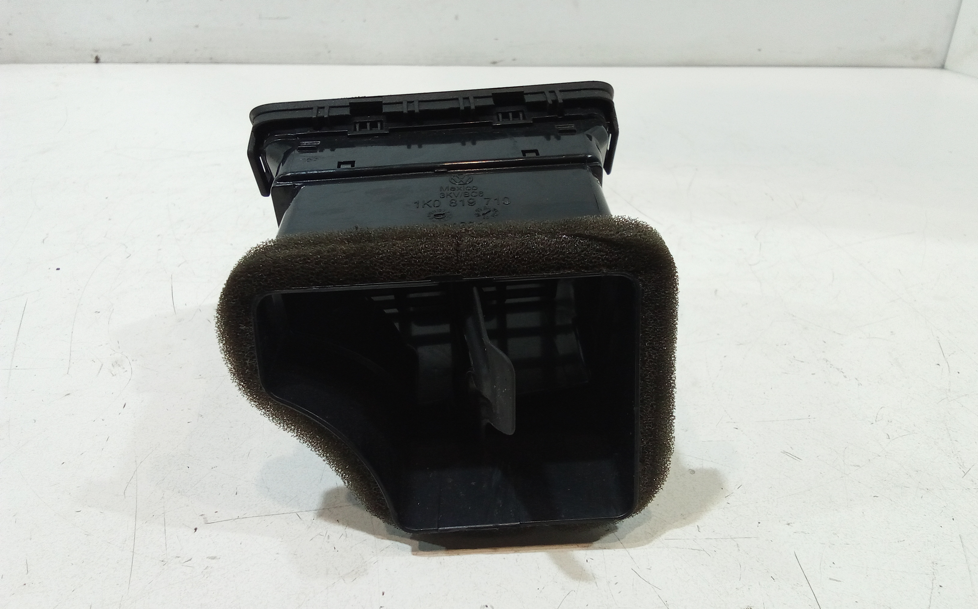 Bocchetta aria cruscotto lato passeggero per Volkswagen Jetta Serie A5 (2005 - 2010)