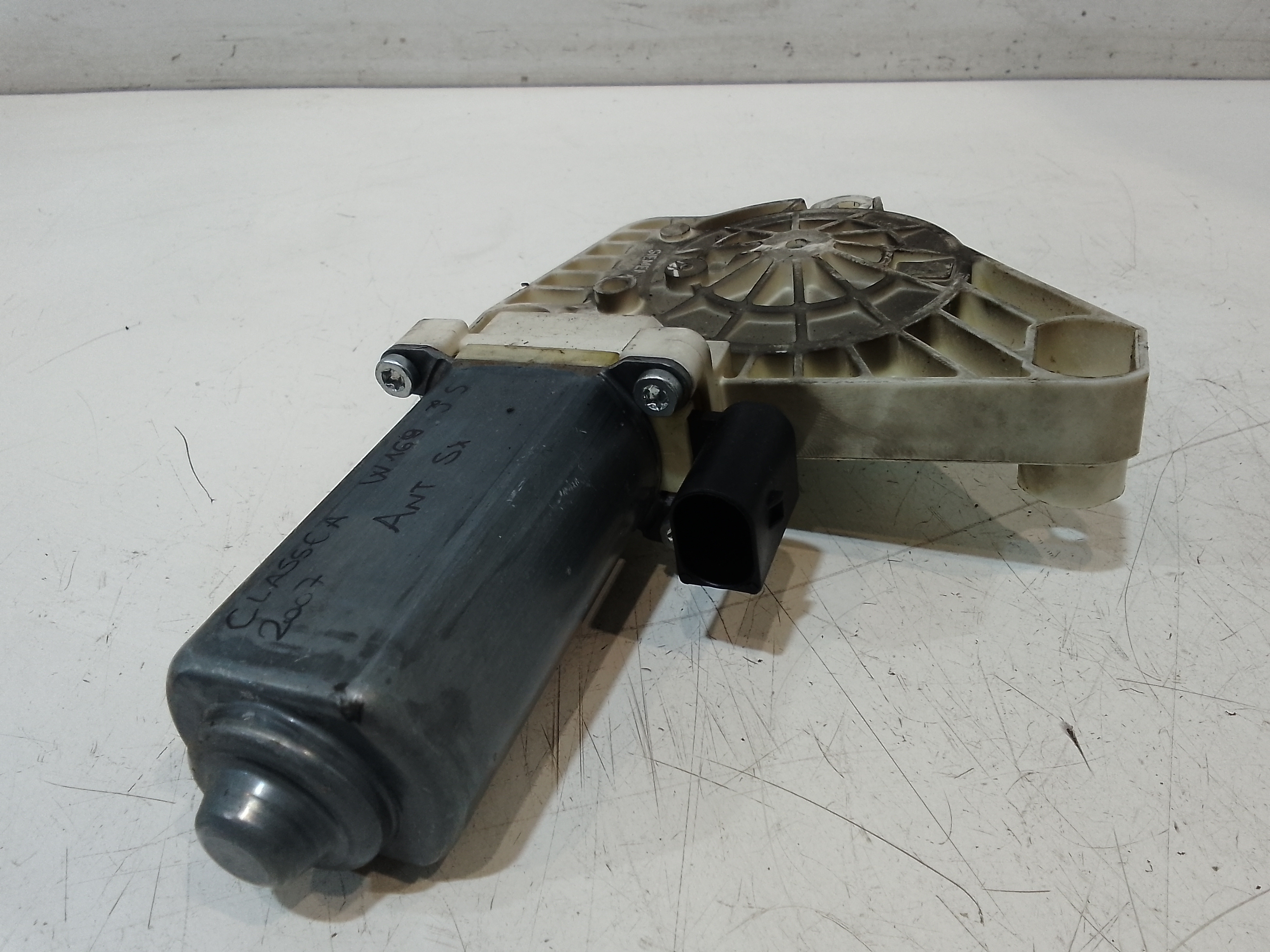 Motorino Alzavetro anteriore Sinistro per Mercedes Classe A W169 3 Serie (2004 - 2008)