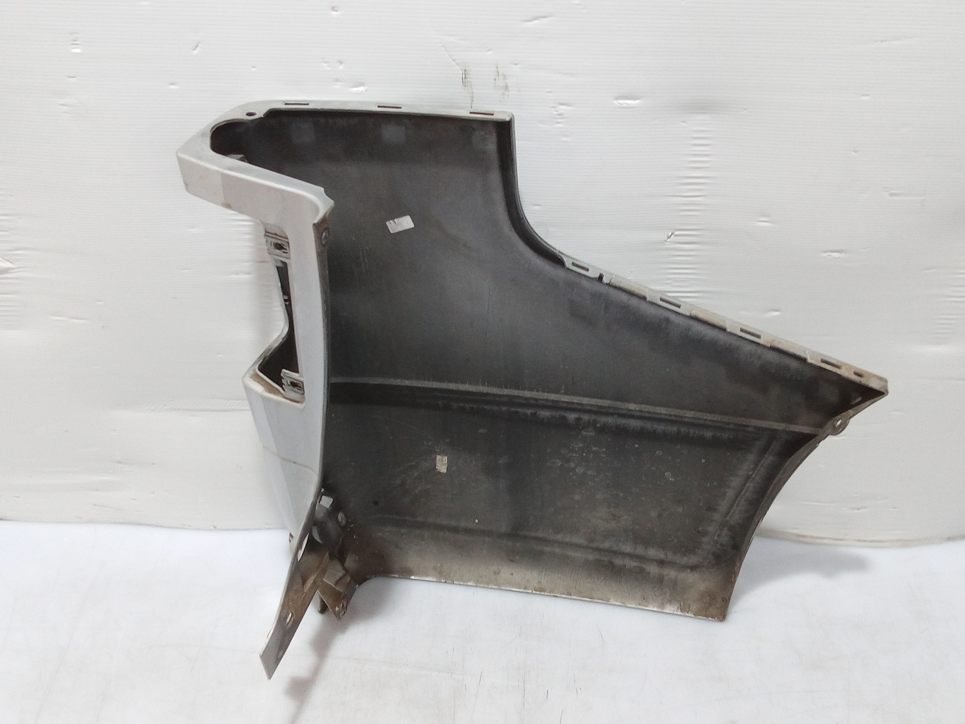 Cantonale paraurti post. SX  guida per Opel Vivaro Serie (14>) (2014 - In produzione)