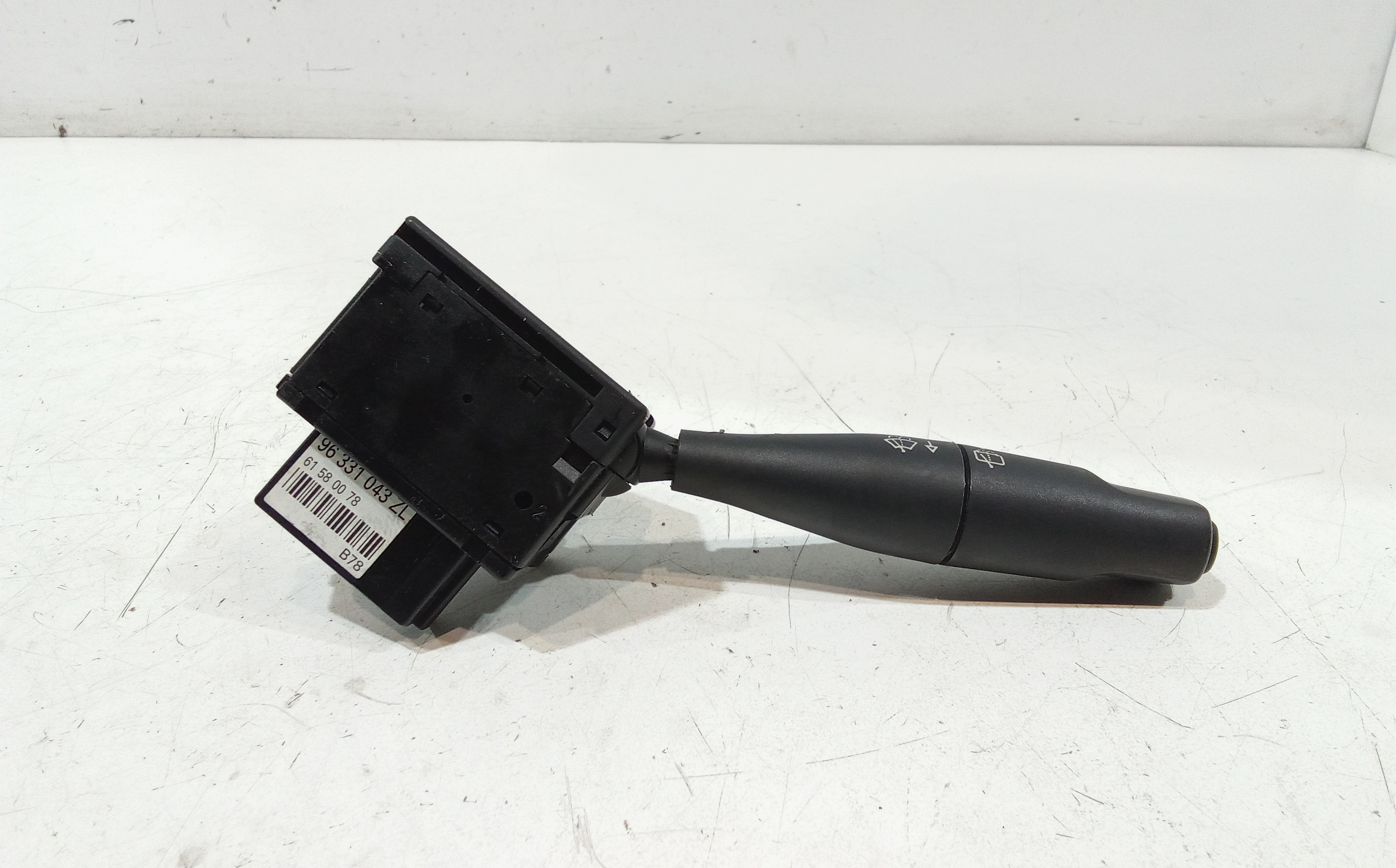 Devioluci destro per Peugeot 306 Berlina 3 Serie (1999 - 2001)