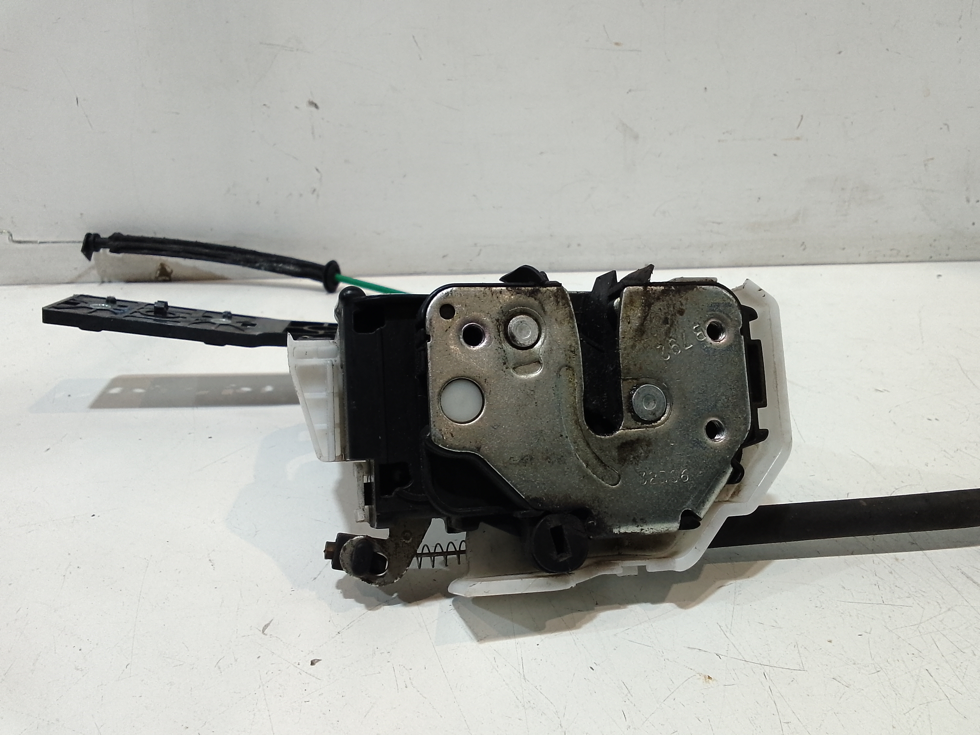 Serratura Anteriore Destra per Alfa Romeo 159 Berlina Serie (939_) (05>11) (2005 - 2011)