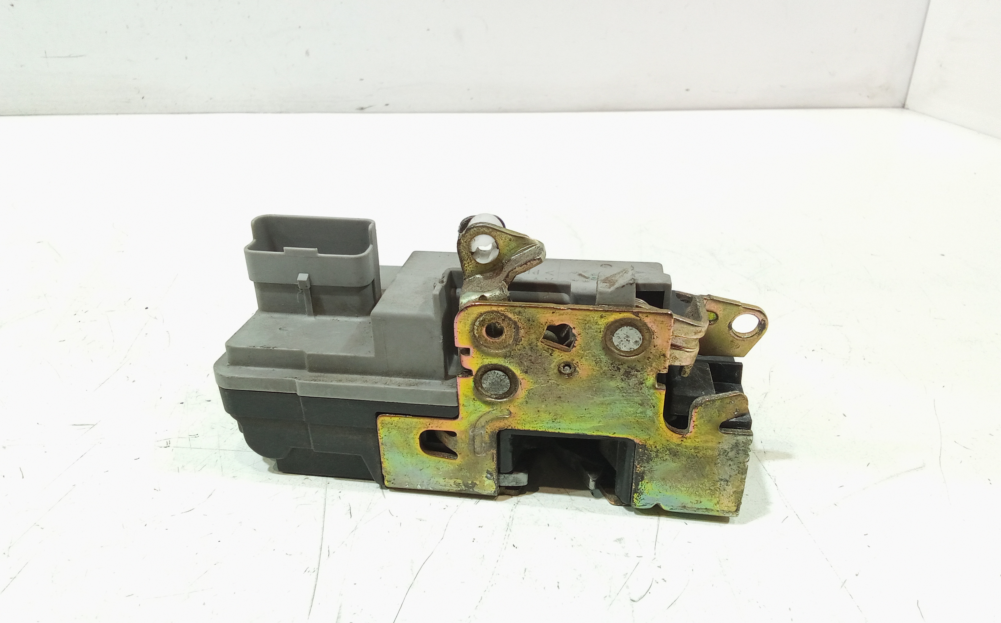 Serratura Anteriore Sinistra per Peugeot 306 Berlina 3 Serie (1999 - 2001)