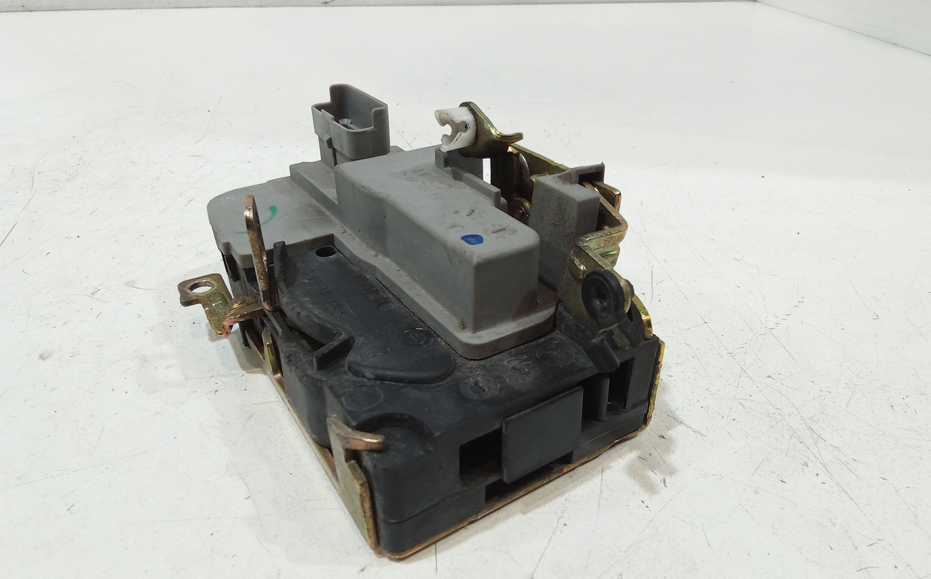 Serratura Anteriore Destra per Peugeot 306 Berlina 3 Serie (1999 - 2001)