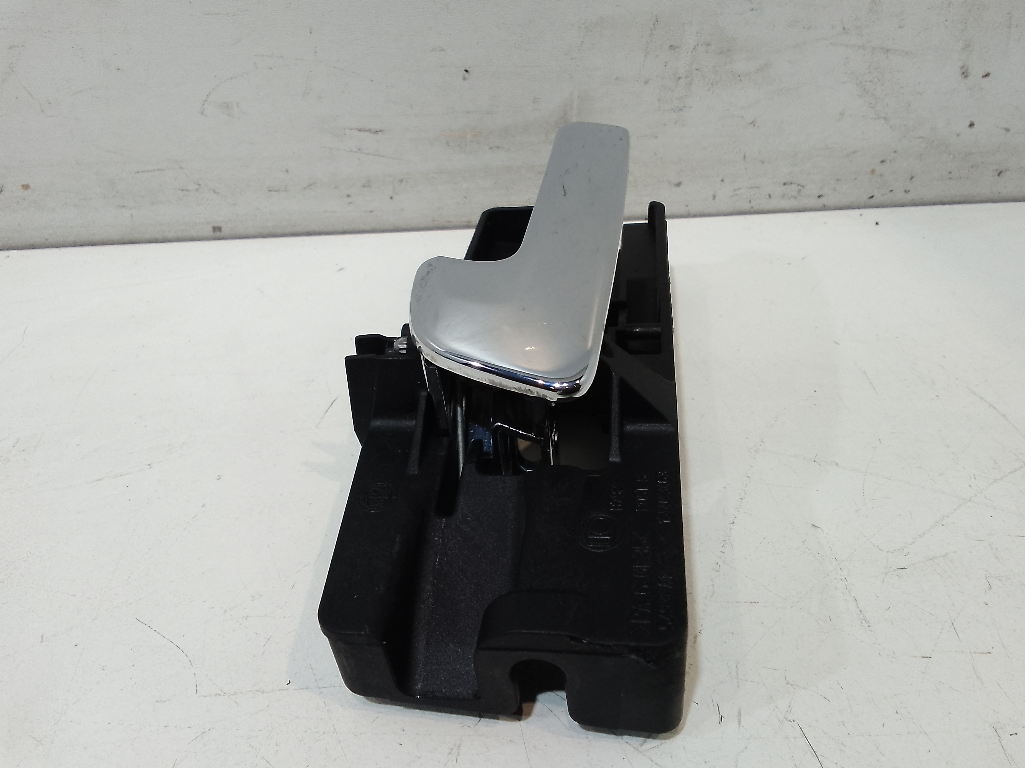 Maniglia interna Posteriore Sinistra per Alfa Romeo 159 Berlina Serie (939_) (05>11) (2005 - 2011)