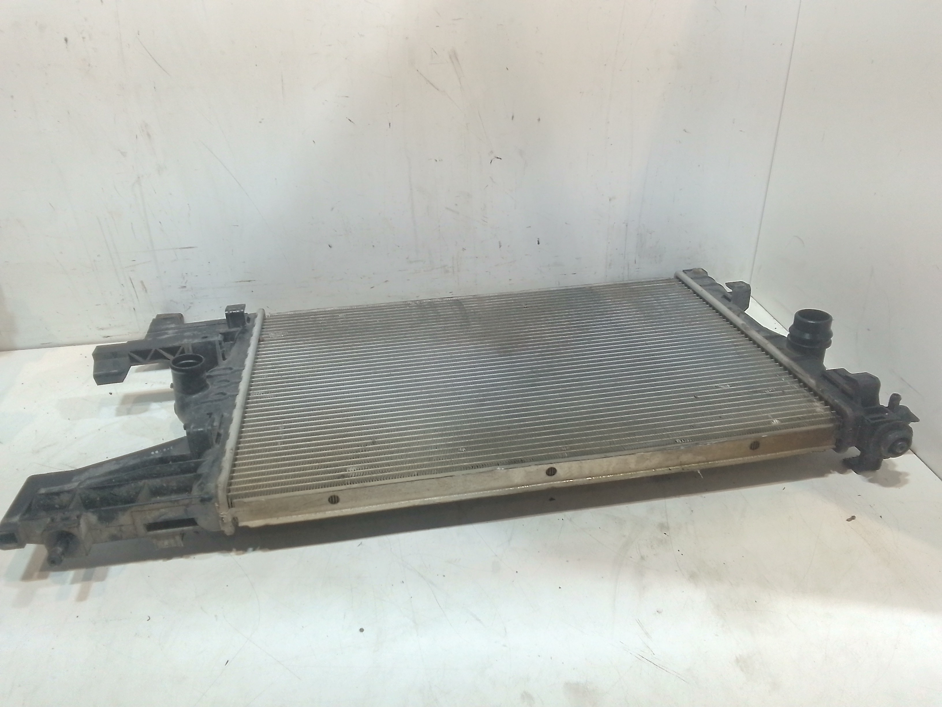 Radiatore acqua per Opel Astra J 2 Serie (2011 - In produzione)