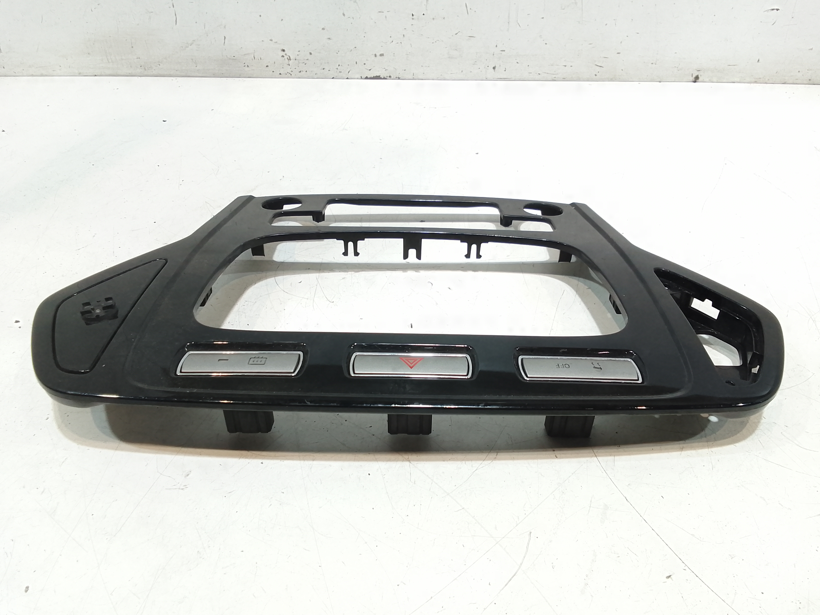 Modanatura Centrale Cruscotto per Ford Mondeo Berlina 6 Serie (2007 - 2010)