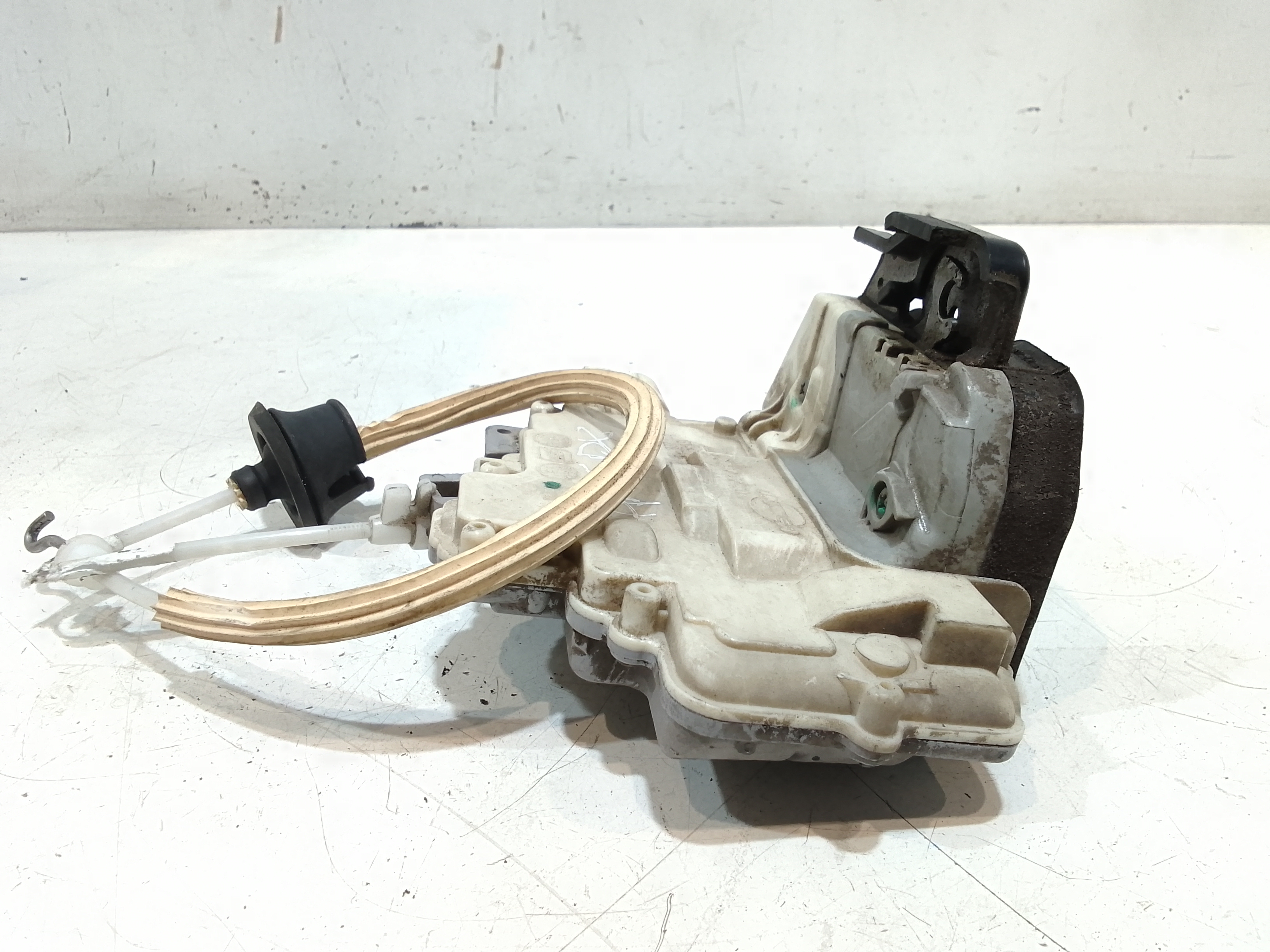 Serratura Anteriore Destra per Audi A3 Serie (8p1) (05>08) (2005 - 2008)