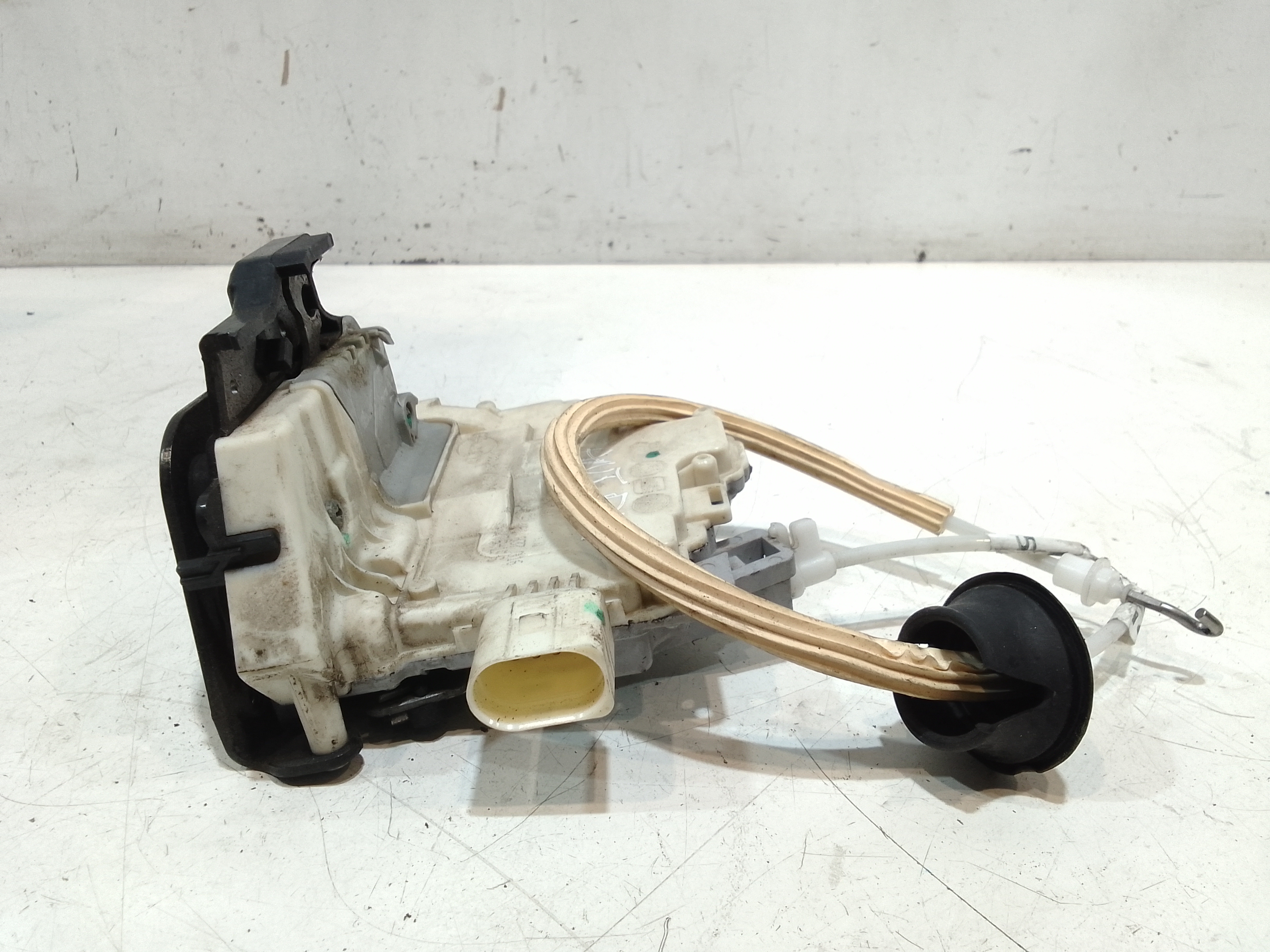 Serratura Anteriore Destra per Audi A3 Serie (8p1) (05>08) (2005 - 2008)