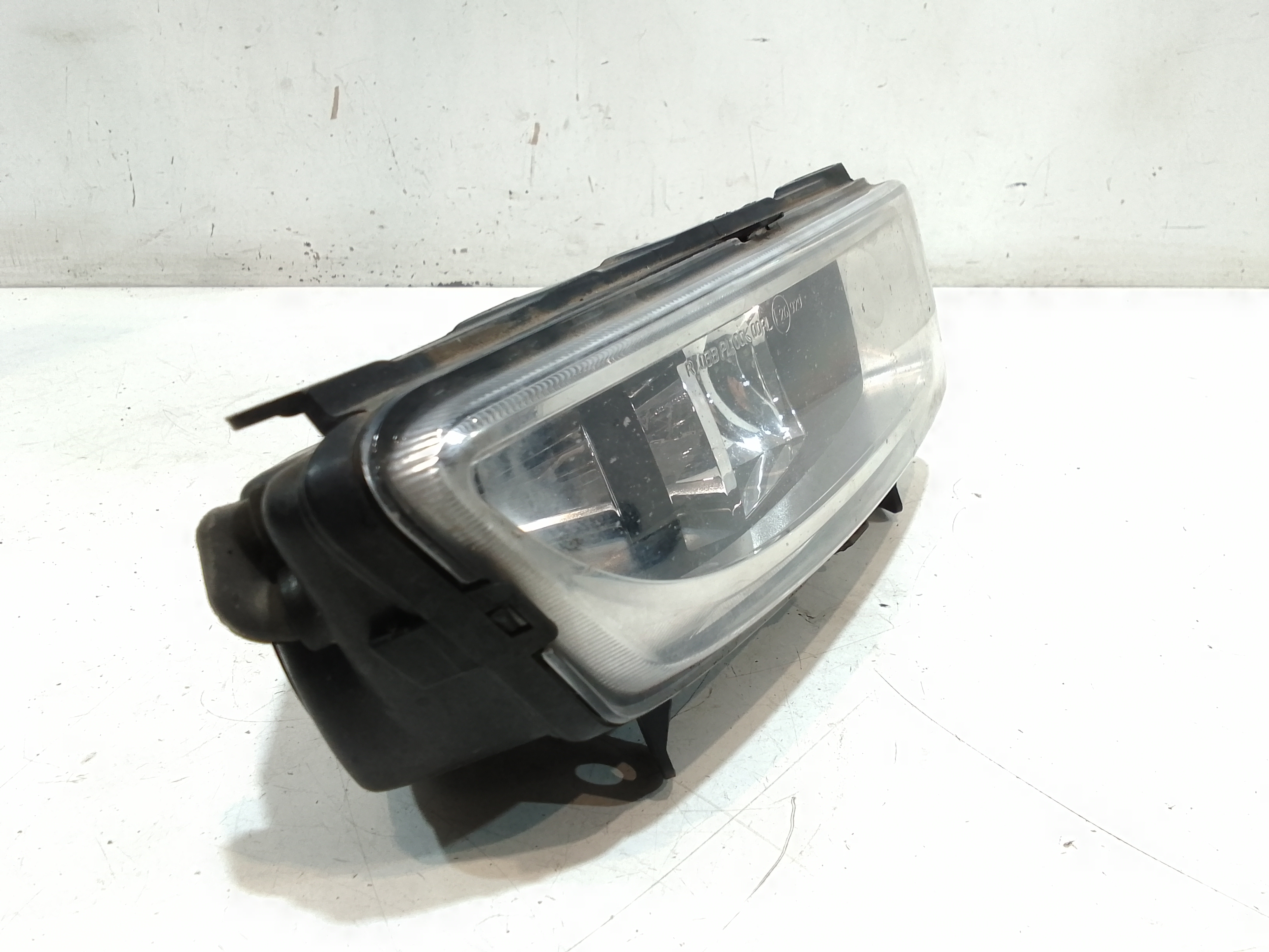 Fendinebbia anteriore DX per Volkswagen Polo 5 Serie (2009 - 2017)