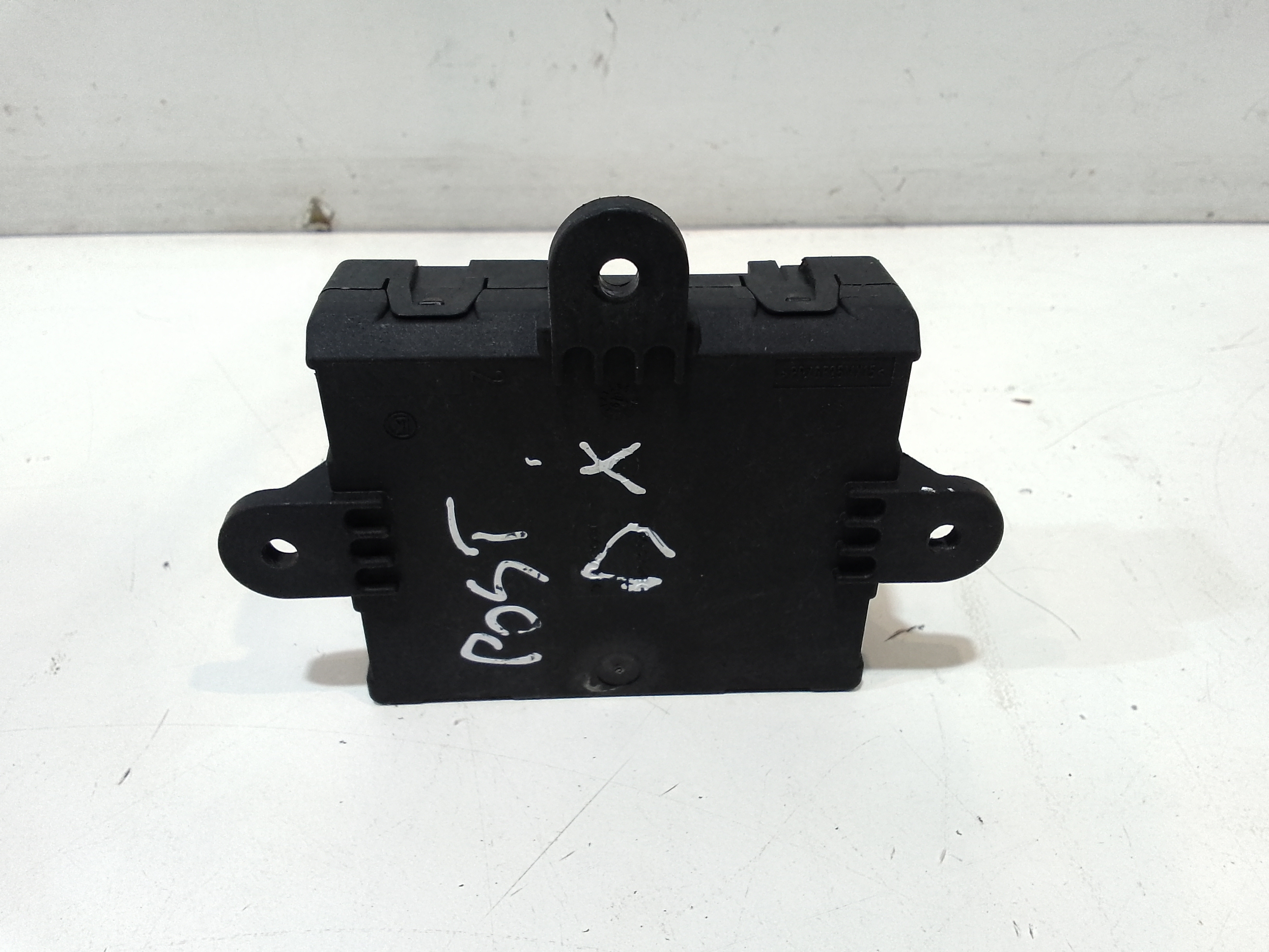 Centralina porta posteriore dx per Ford Mondeo Berlina 6 Serie (2007 - 2010)