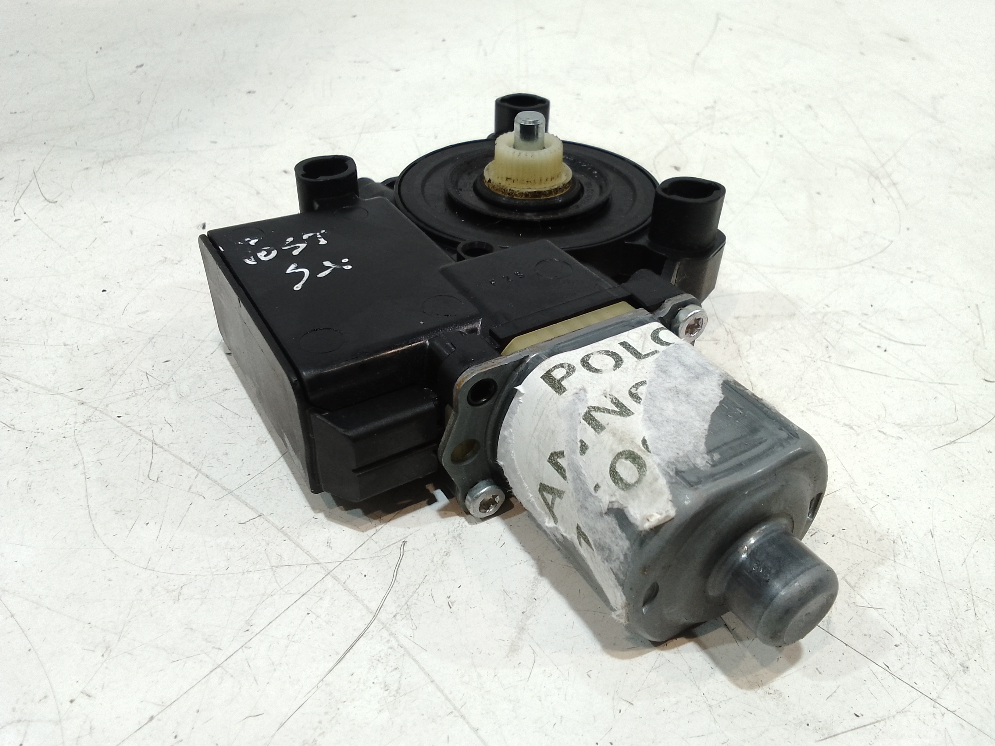 Motorino Alzavetro posteriore Sinistro per Volkswagen Polo 5 Serie (2009 - 2017)