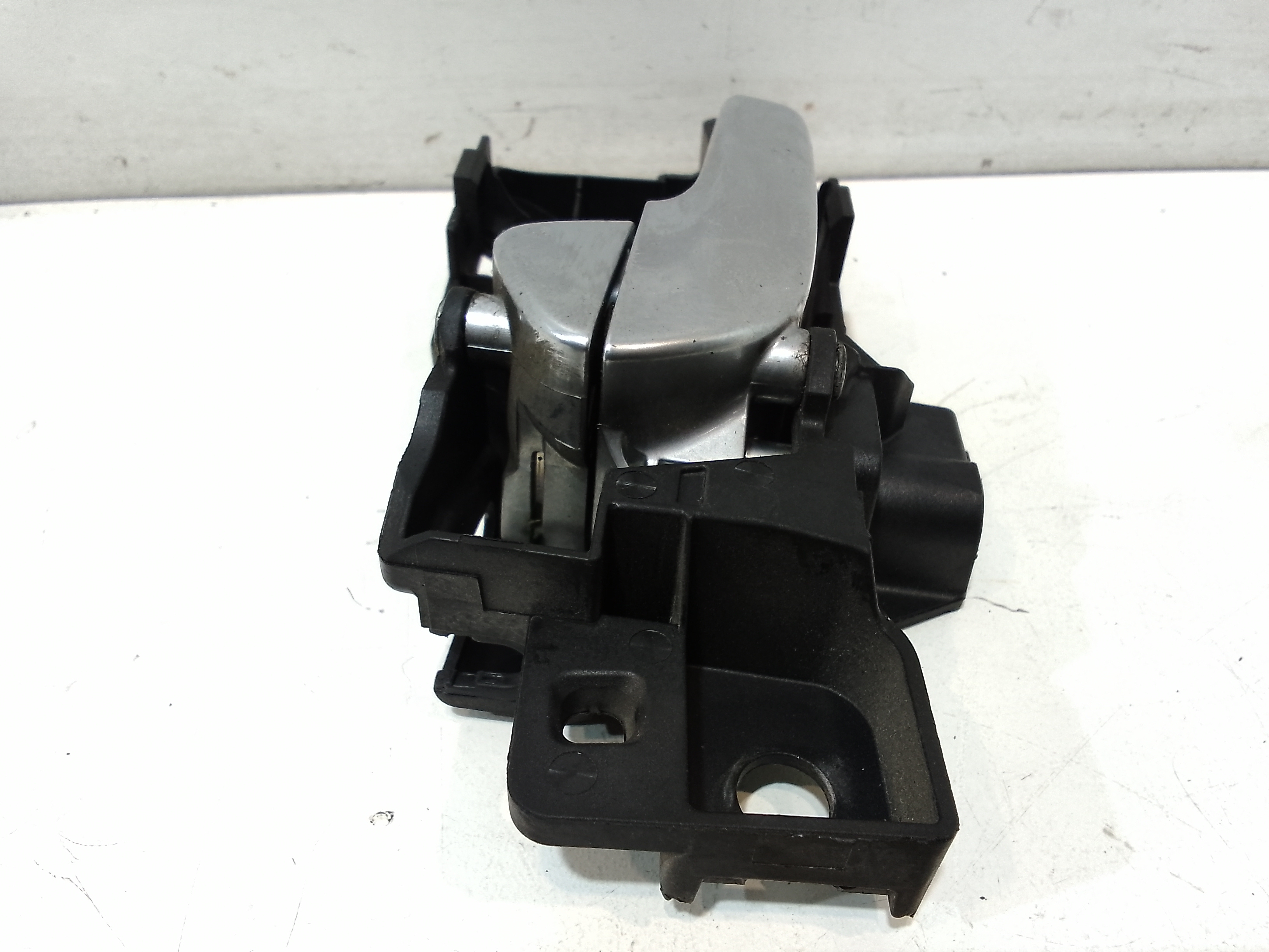 Maniglia interna Posteriore Sinistra per Ford Mondeo Berlina 6 Serie (2007 - 2010)