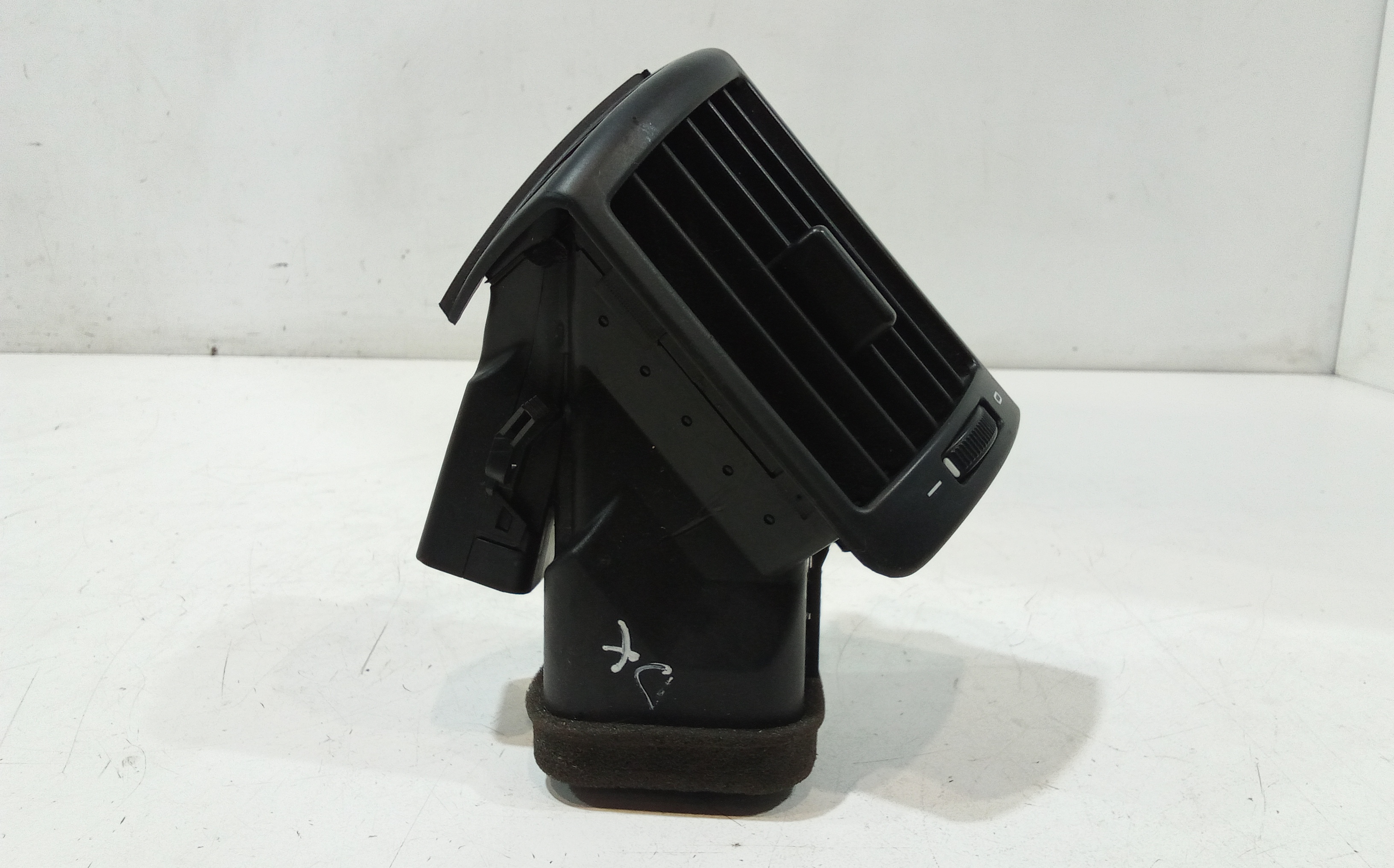 Bocchetta aria cruscotto lato passeggero per Bmw Serie 3 E46 Touring 2 Serie (2001 - 2005)