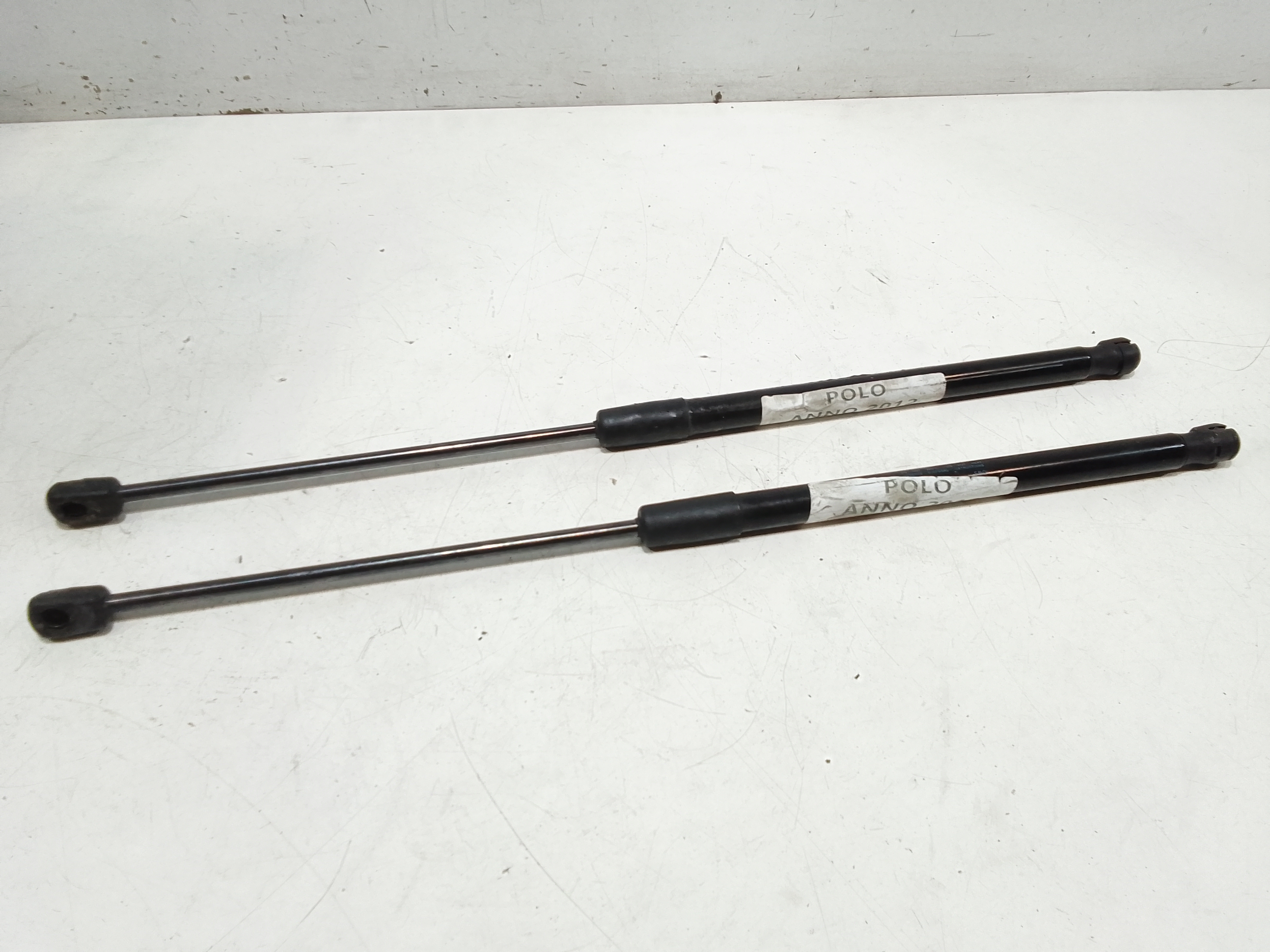 Pistoncini cofano Post. per Volkswagen Polo 5 Serie (2009 - 2017)