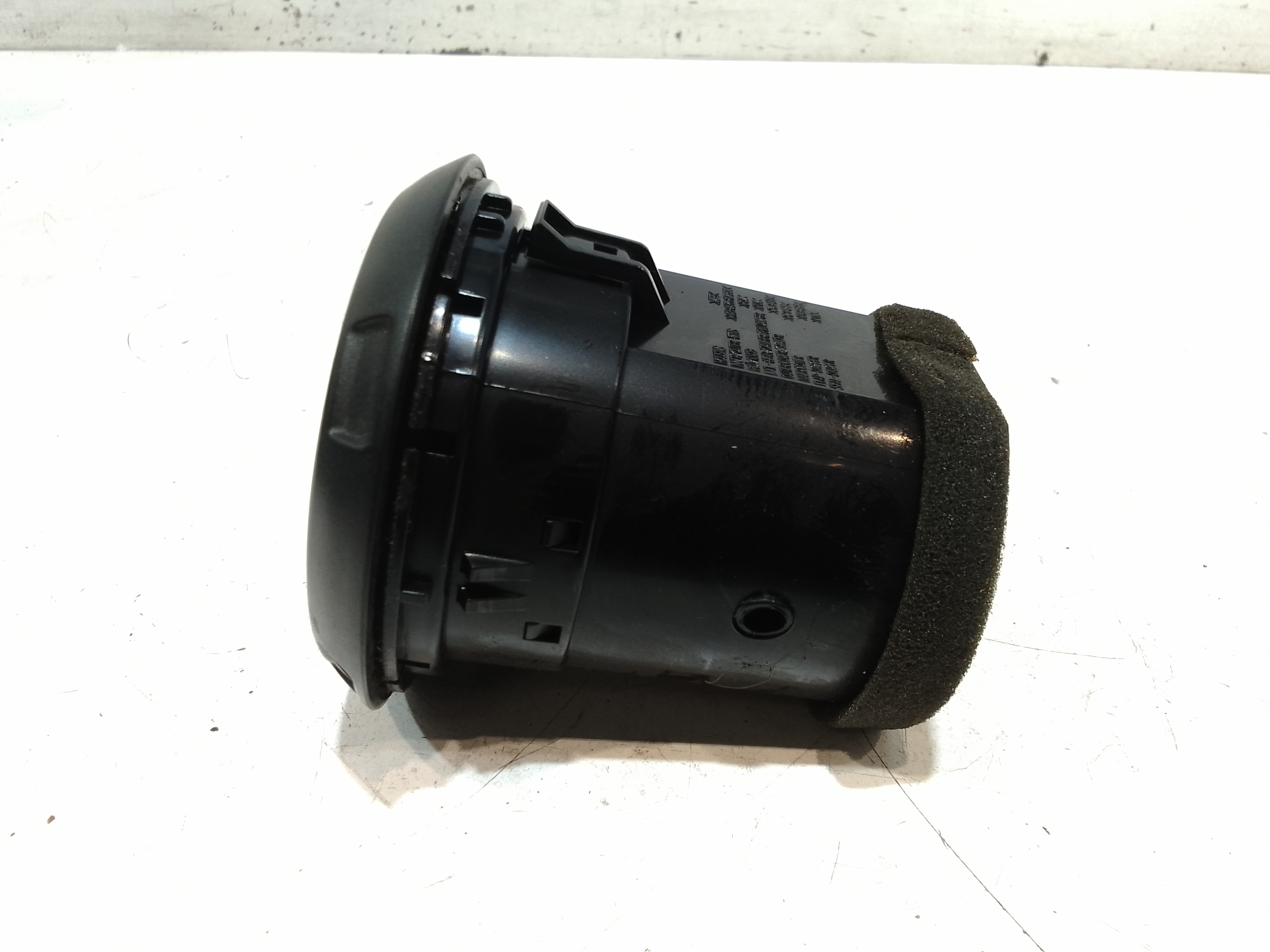 Bocchetta aria cruscotto lato guida per Ssangyong Actyon 1 Serie (2006 - In produzione)