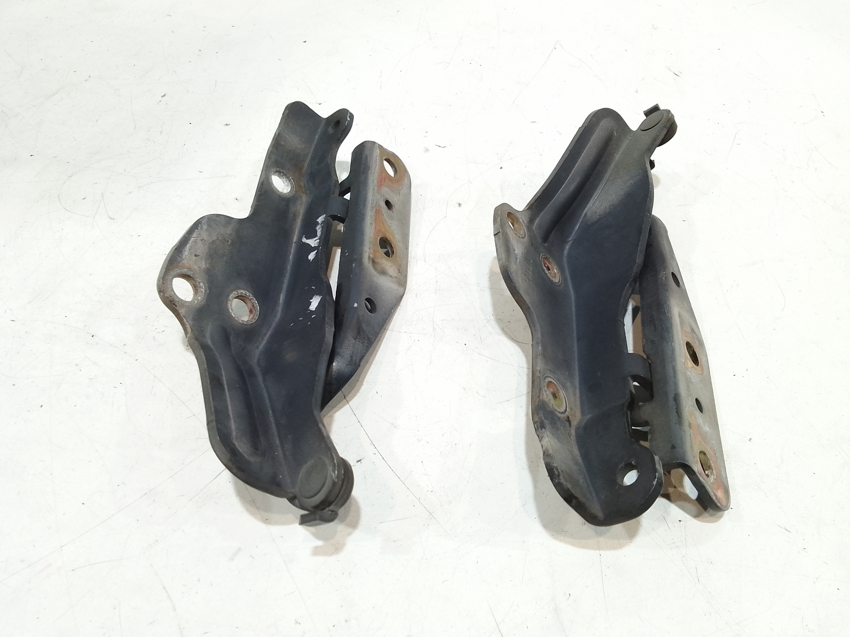 Cerniere cofano anteriore dx e sx per Ssangyong Actyon 1 Serie (2006 - In produzione)