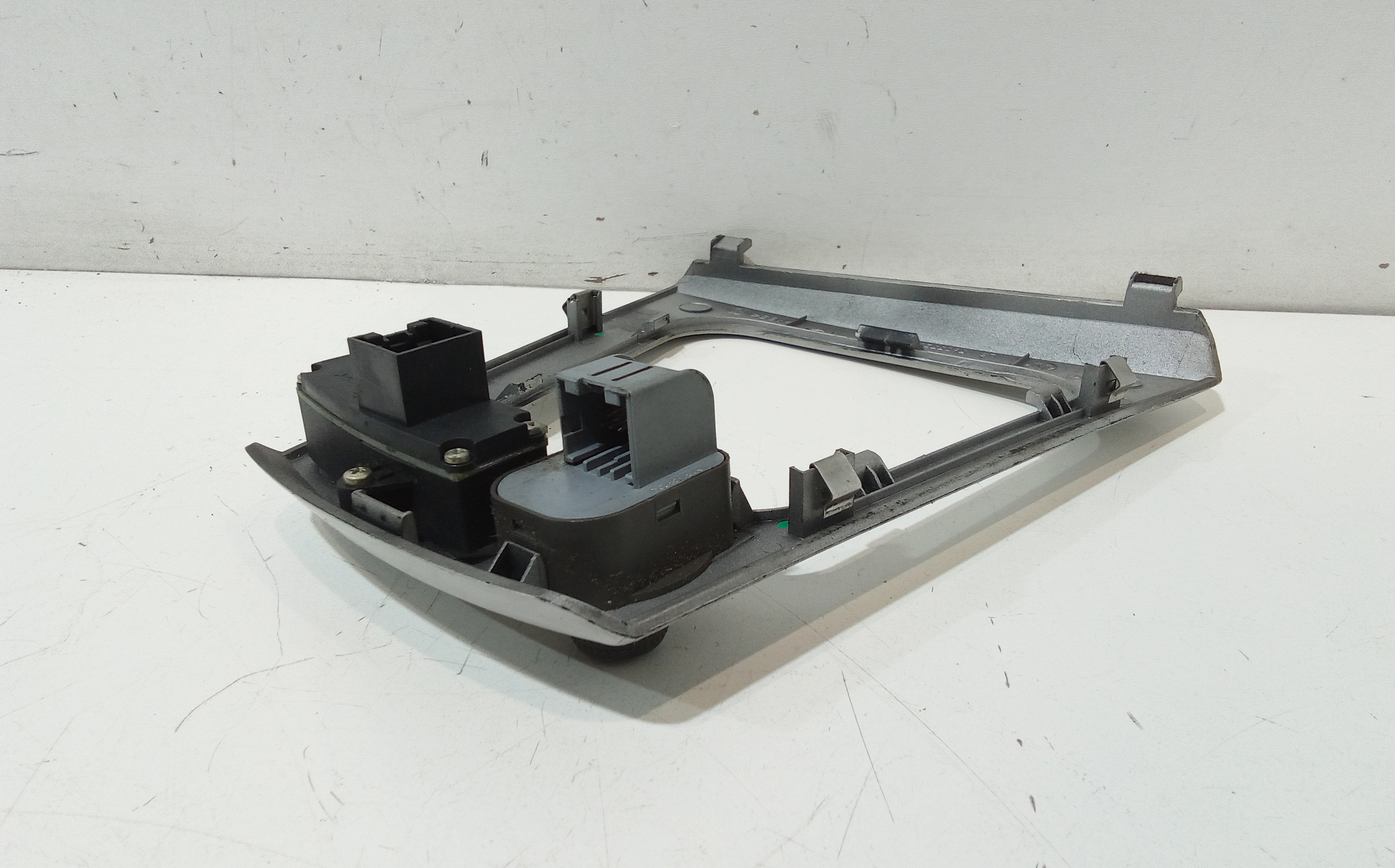 Cornice leva cambio per Alfa Romeo 156 Berlina Serie (932_) (03>05) (2003 - 2005)