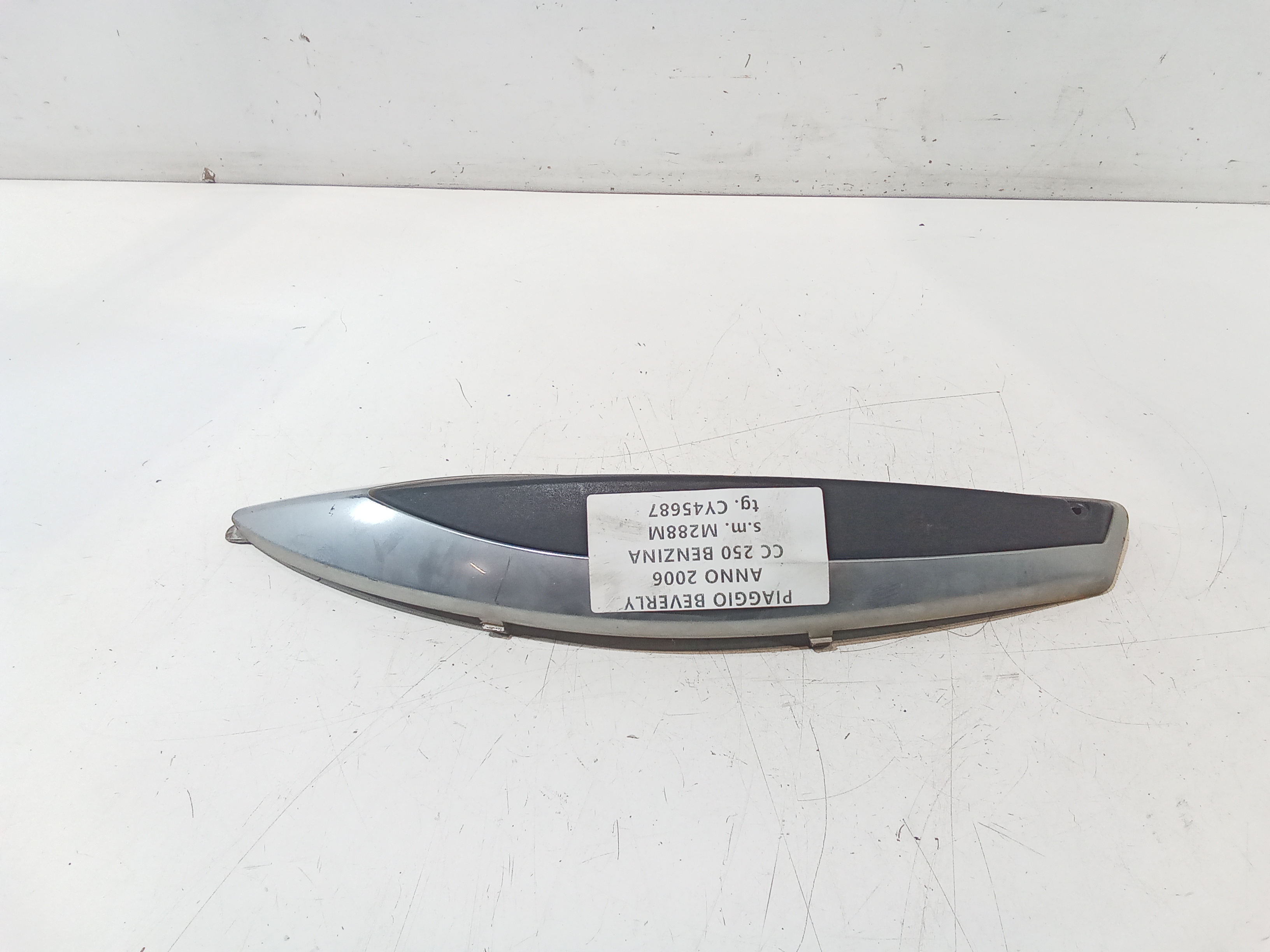 Modanatura Carena Posteriore DX per Piaggio Beverly 250cc Ie (2004 - In produzione)