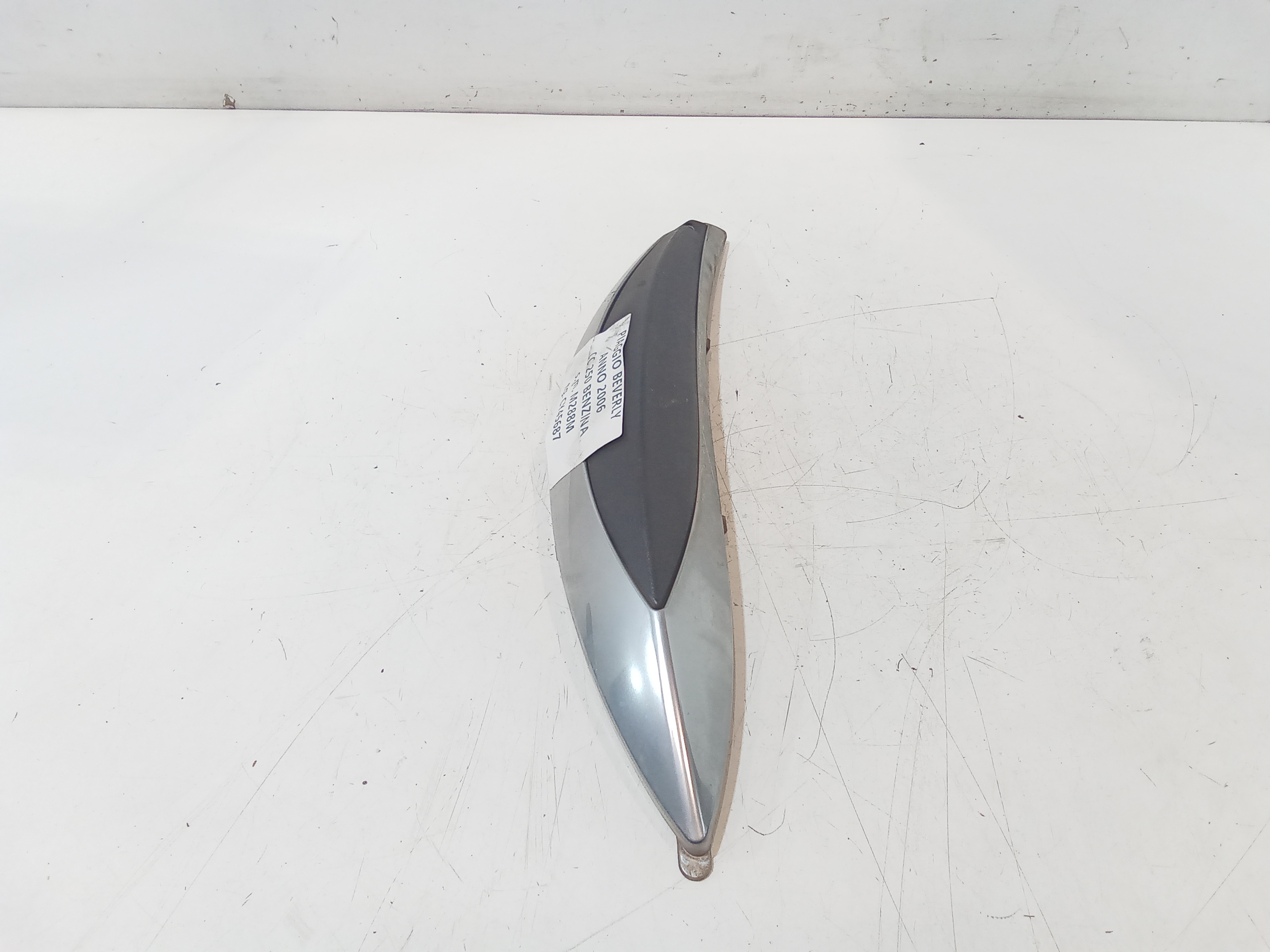 Modanatura Carena Posteriore SX per Piaggio Beverly 250cc Ie (2004 - In produzione)