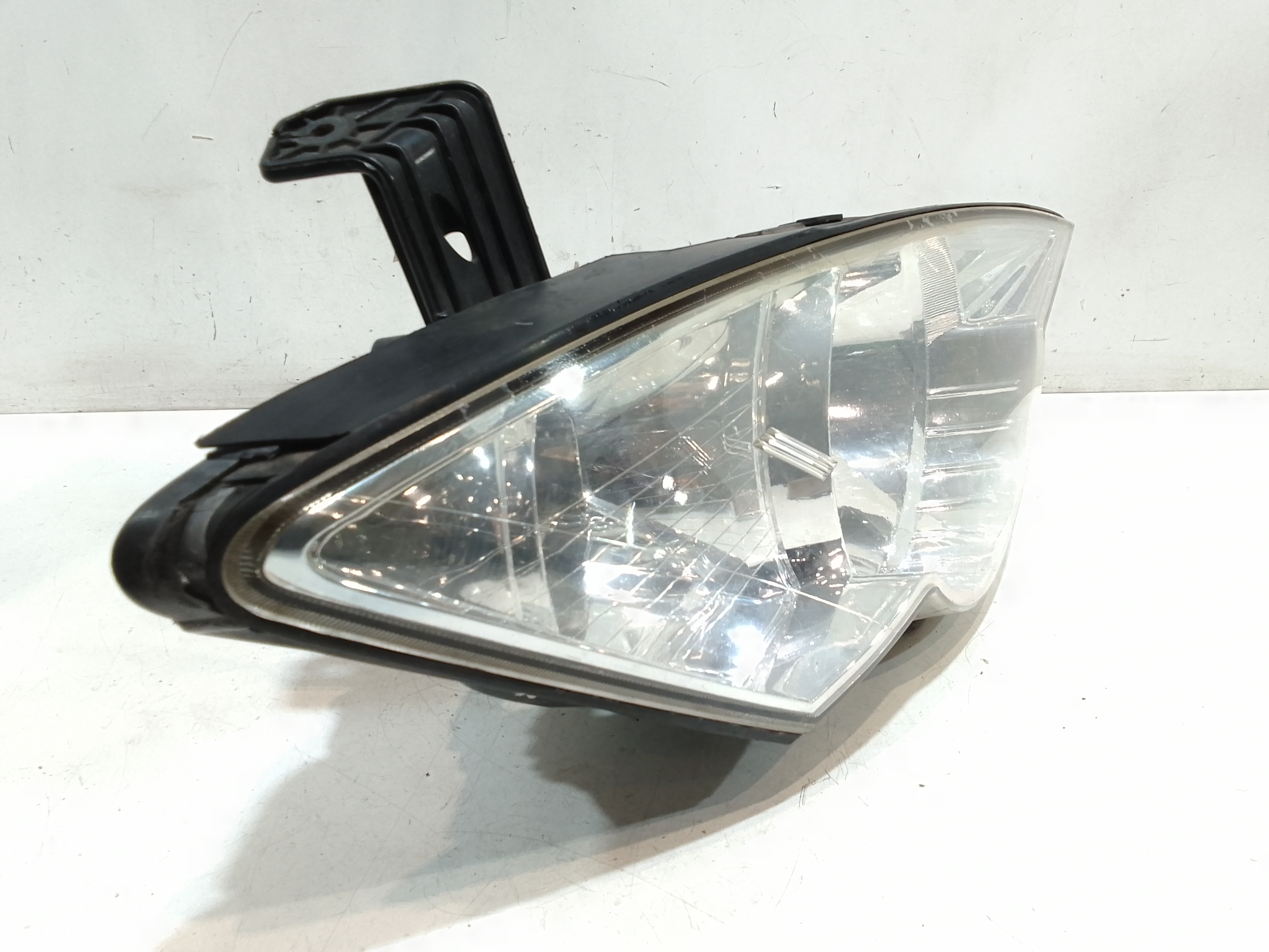 Faro anteriore Destro Passeggero per Ssangyong Actyon 1 Serie (2006 - In produzione)
