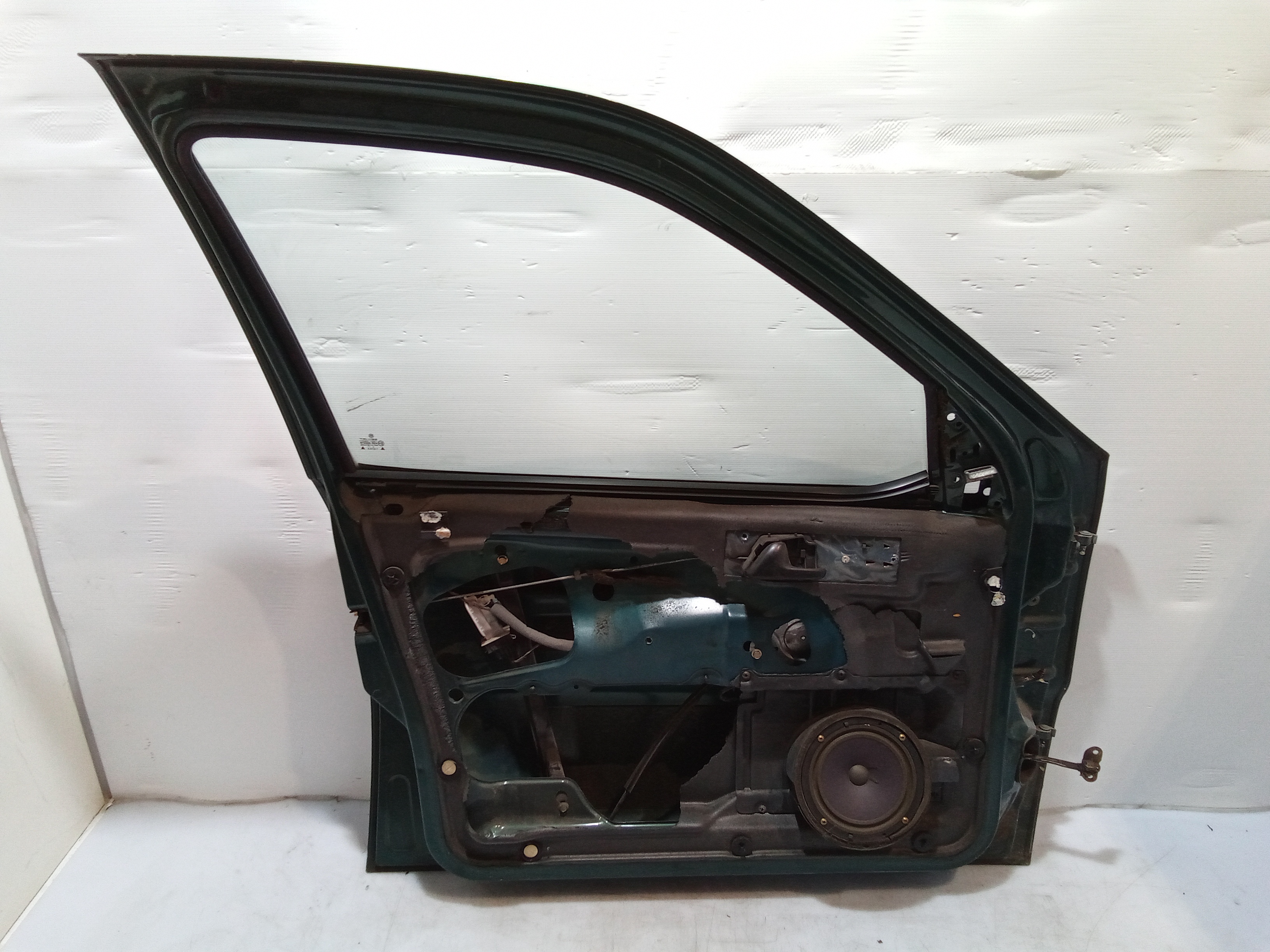 Portiera Anteriore Sinistra per Volkswagen Polo 3 Serie (1994 - 2001)