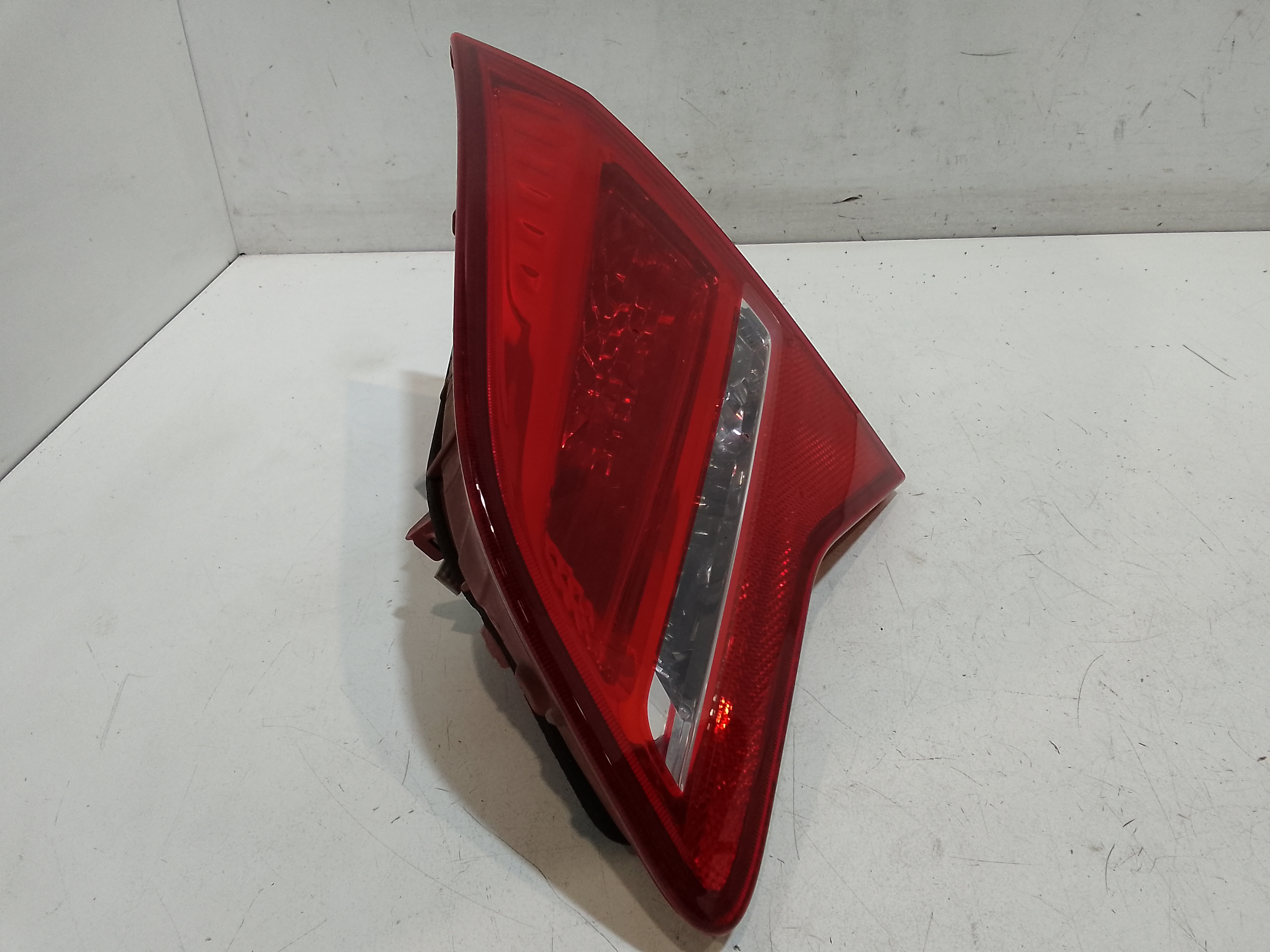 Stop Posteriore Destro Integrato nel Portello per Opel Meriva 3 Serie (2010 - In produzione)