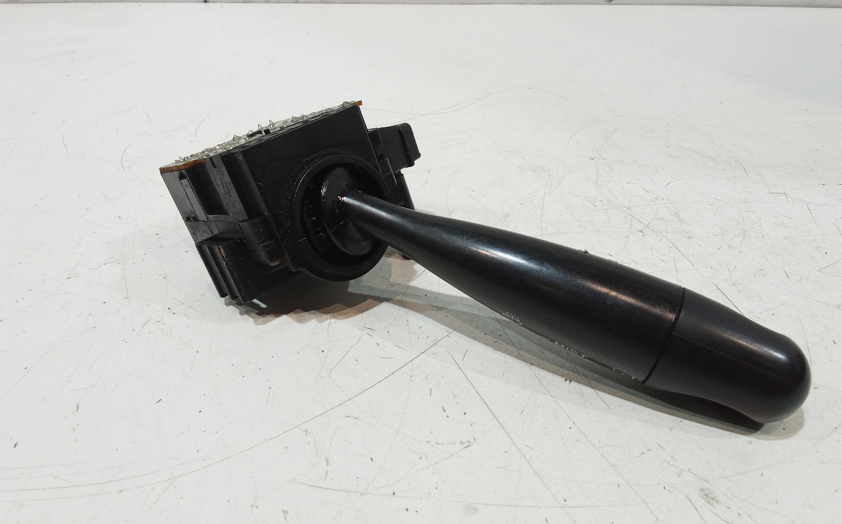 Devioluci destro per Daihatsu Cuore 1 Serie (2003 - 2007)