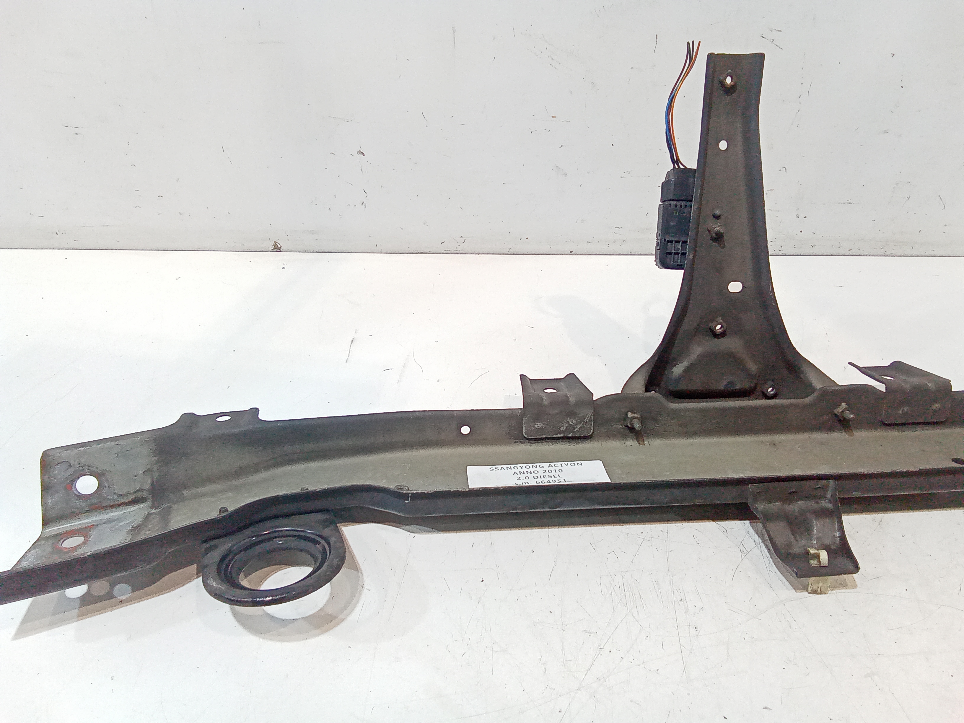 Rivestimento batticofano anteriore per Ssangyong Actyon 1 Serie (2006 - In produzione)