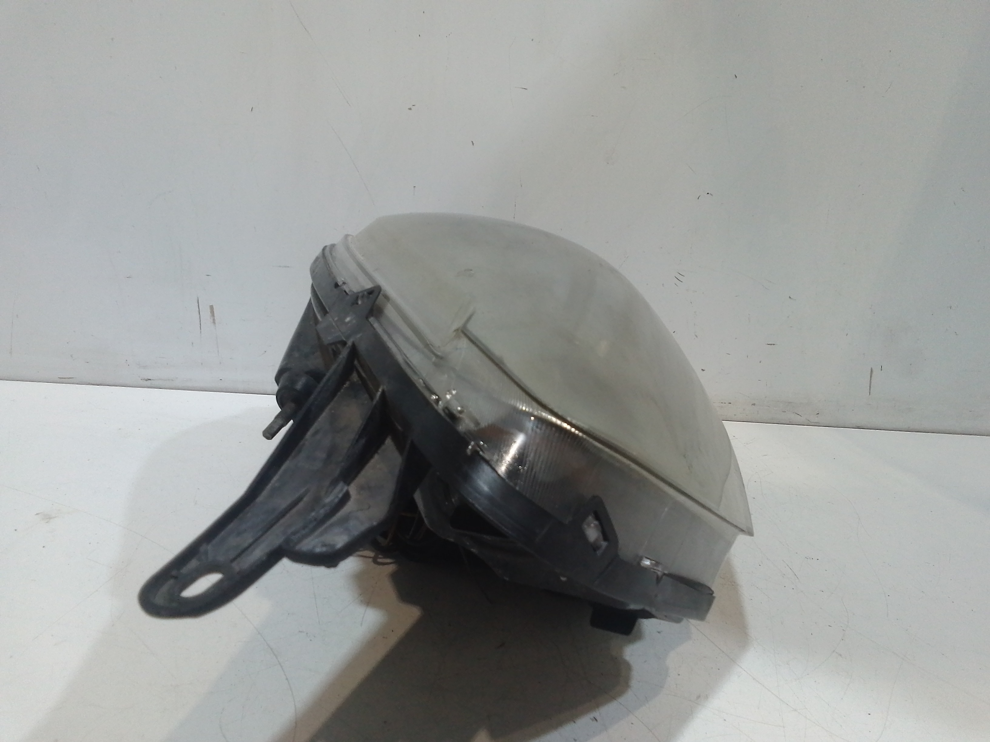 Faro anteriore Destro Passeggero per Fiat Fiorino 2 Serie (2007 - In produzione)