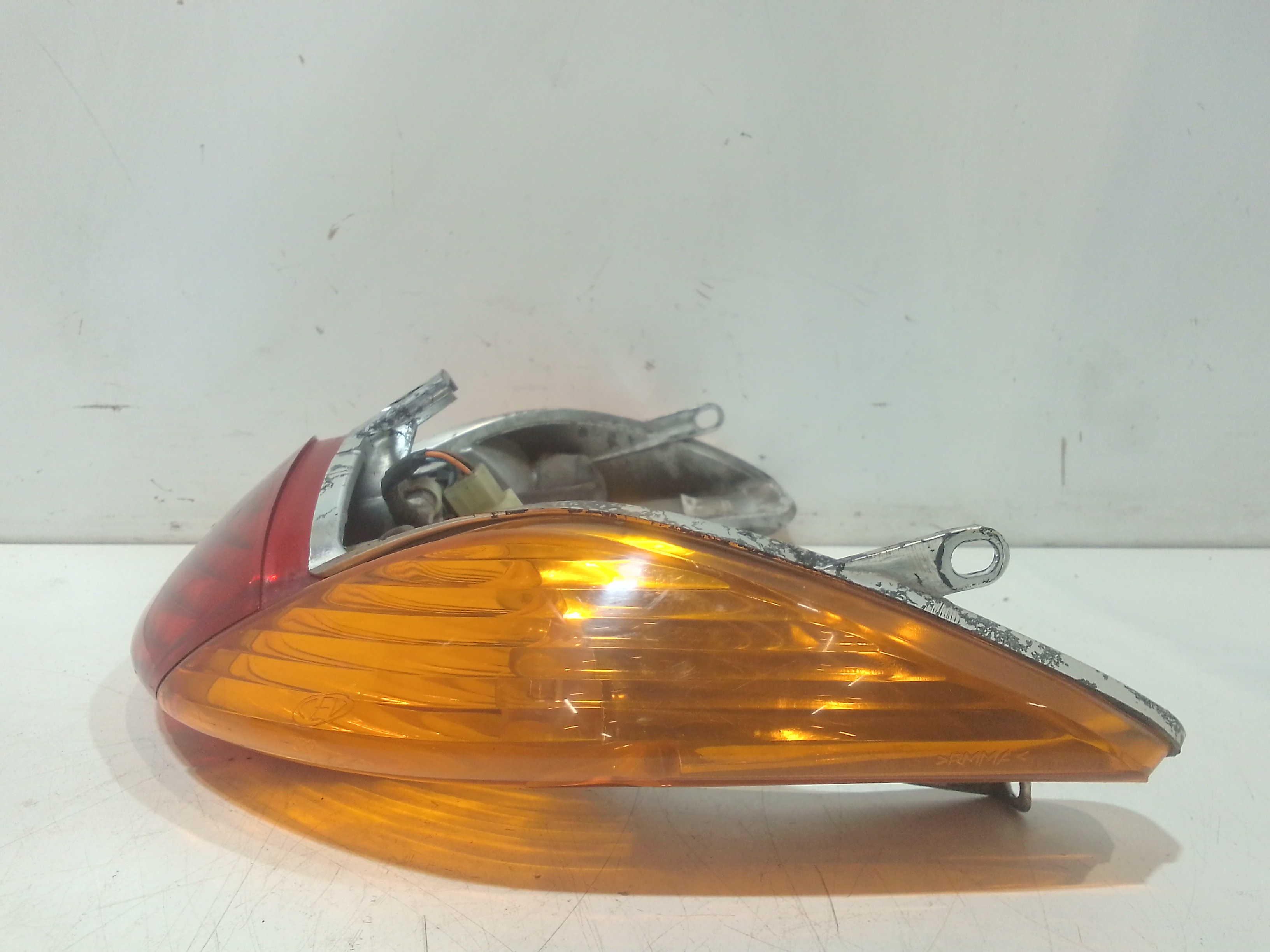 Fanale stop posteriore per Honda @ 125cc (00>06) (2000 - 2006)