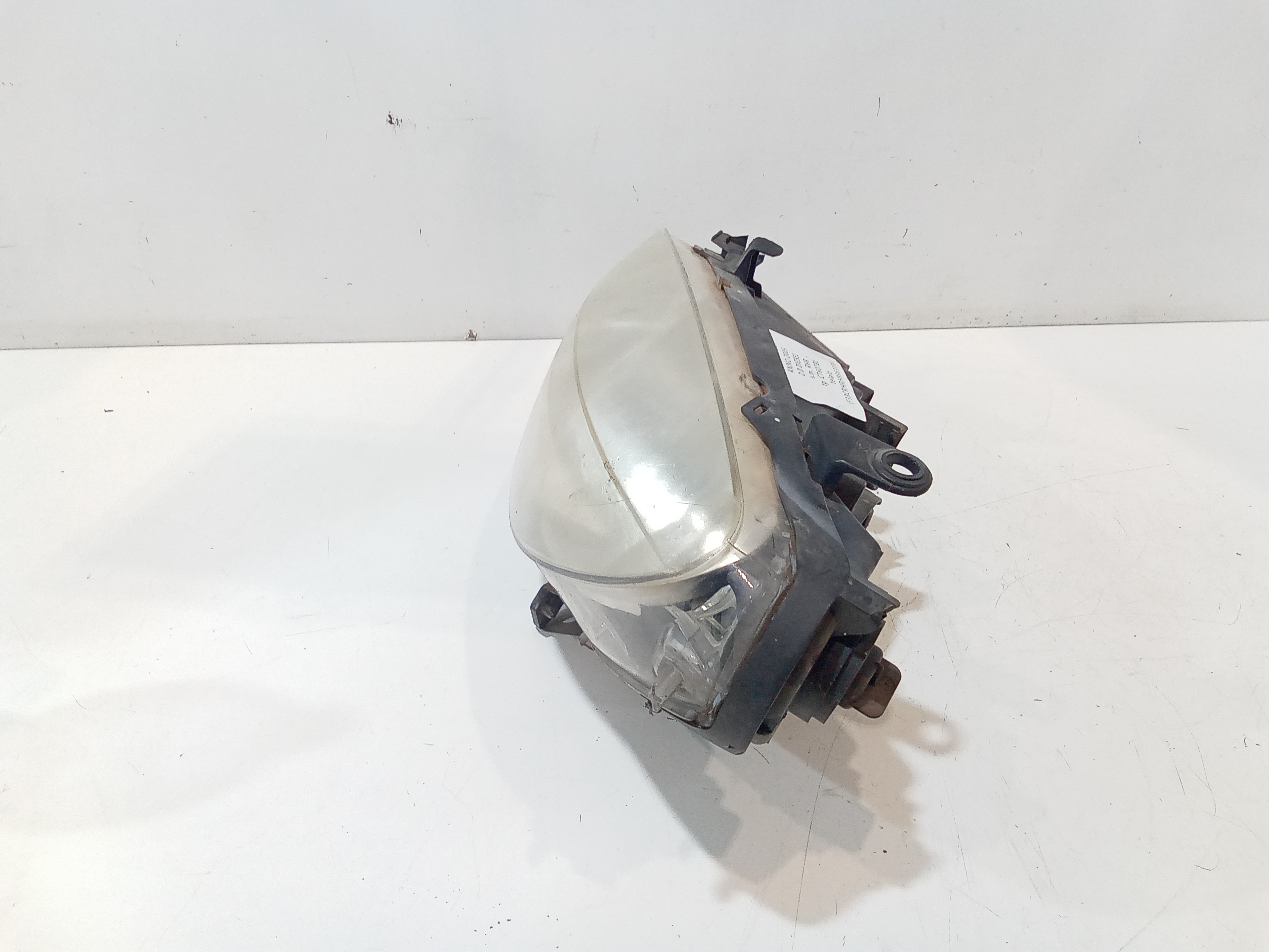 Faro anteriore Sinistro Guida per Peugeot 307 Berlina (2001 - 2005)