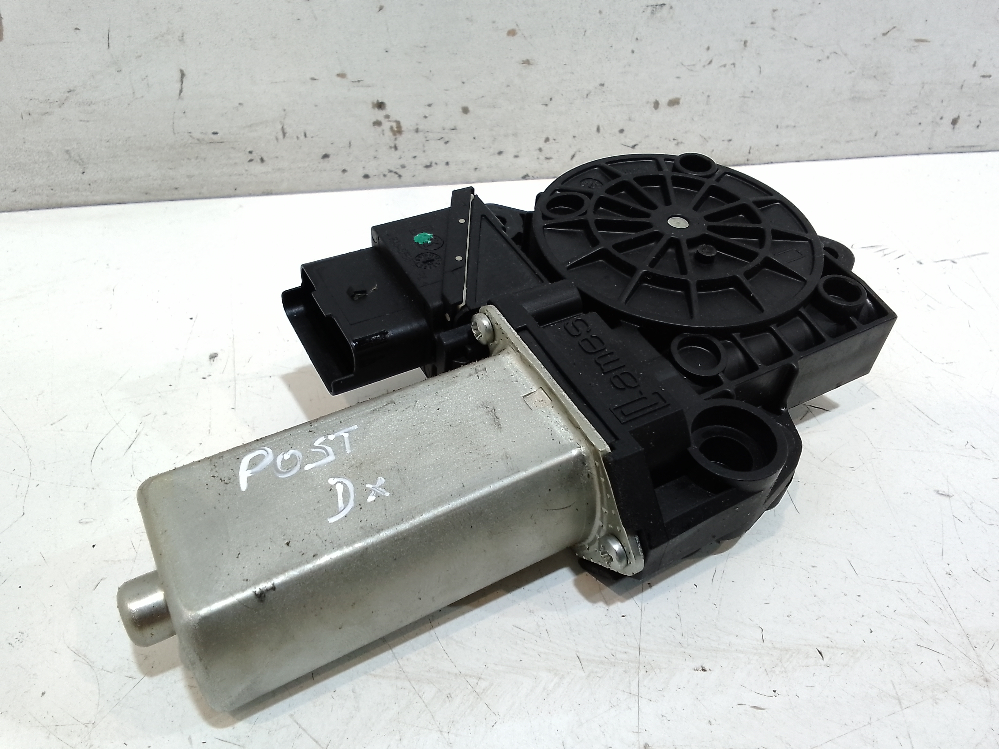 Motorino Alzavetro posteriore destra per Fiat Croma 3 Serie (2007 - In produzione)