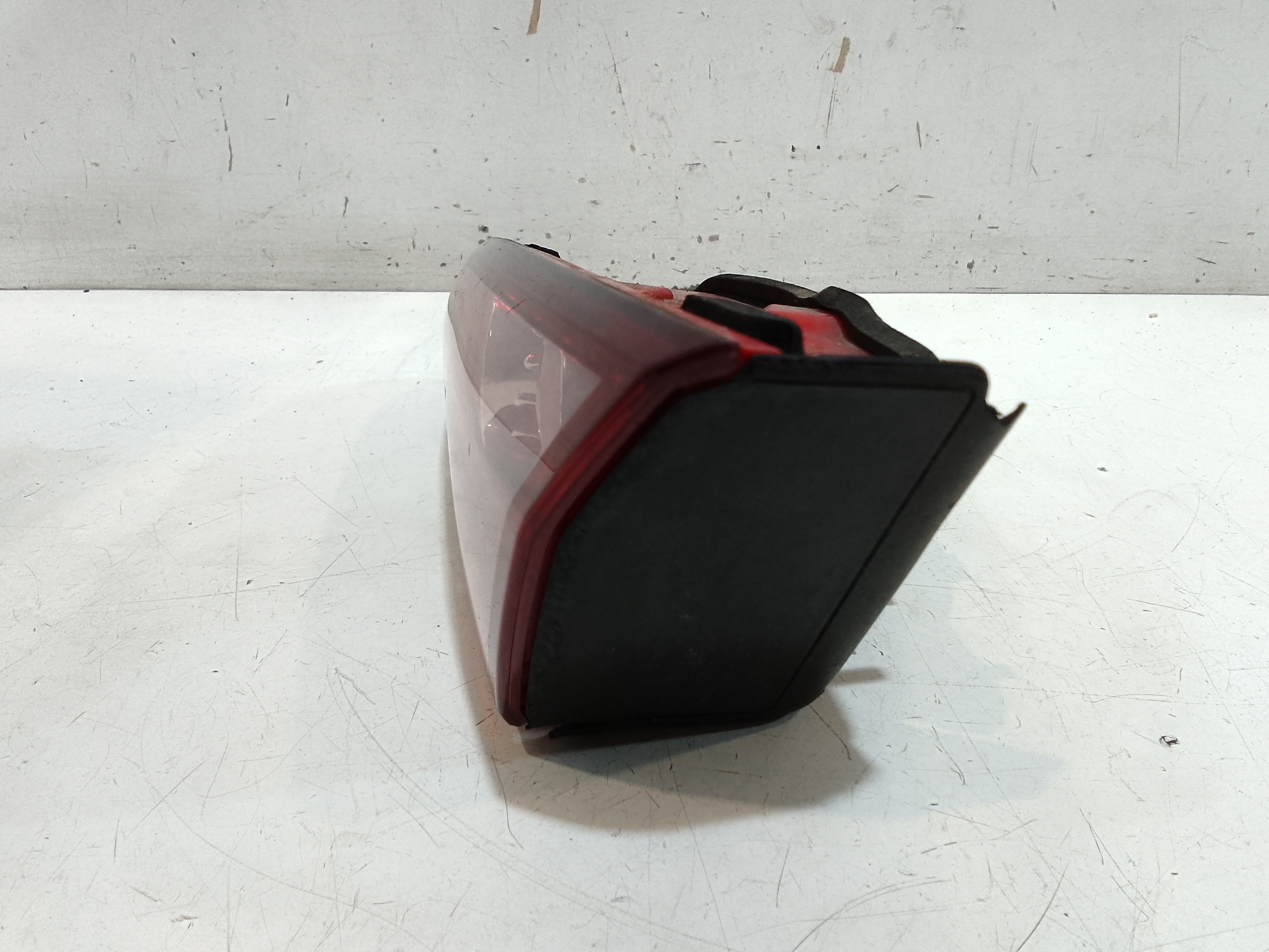 Stop Posteriore Destro Integrato nel Portello per Alfa Romeo 159 Sportwagon Serie (05>11) (2005 - 2011)