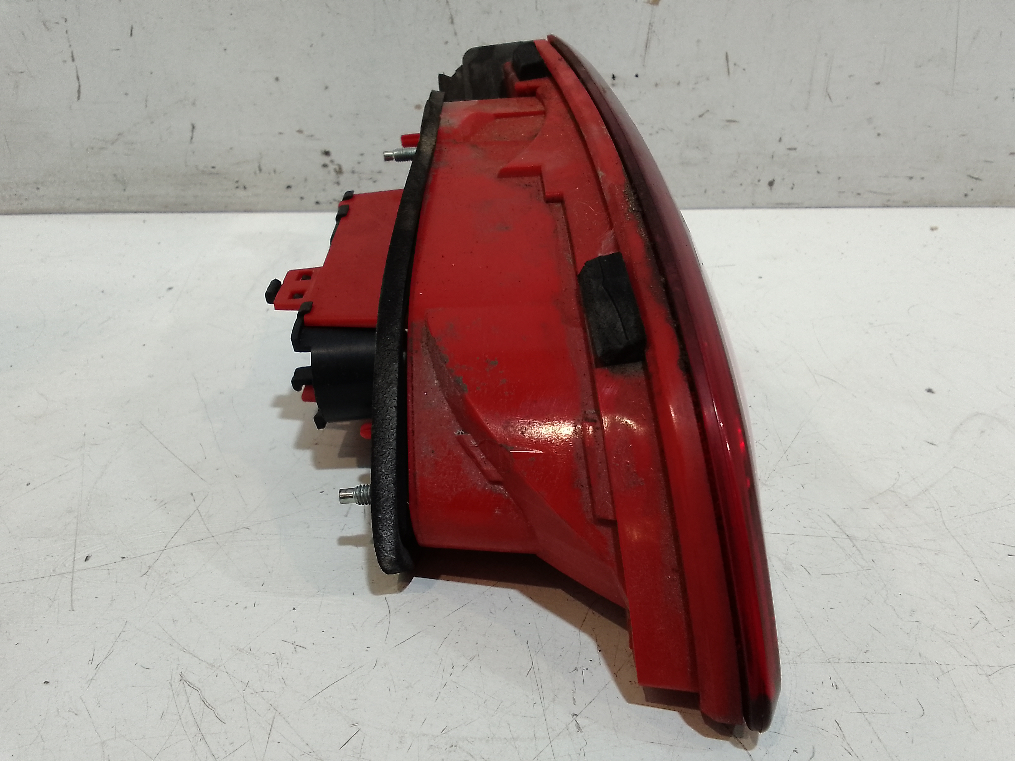 Stop Posteriore Destro Integrato nel Portello per Alfa Romeo 159 Sportwagon Serie (05>11) (2005 - 2011)