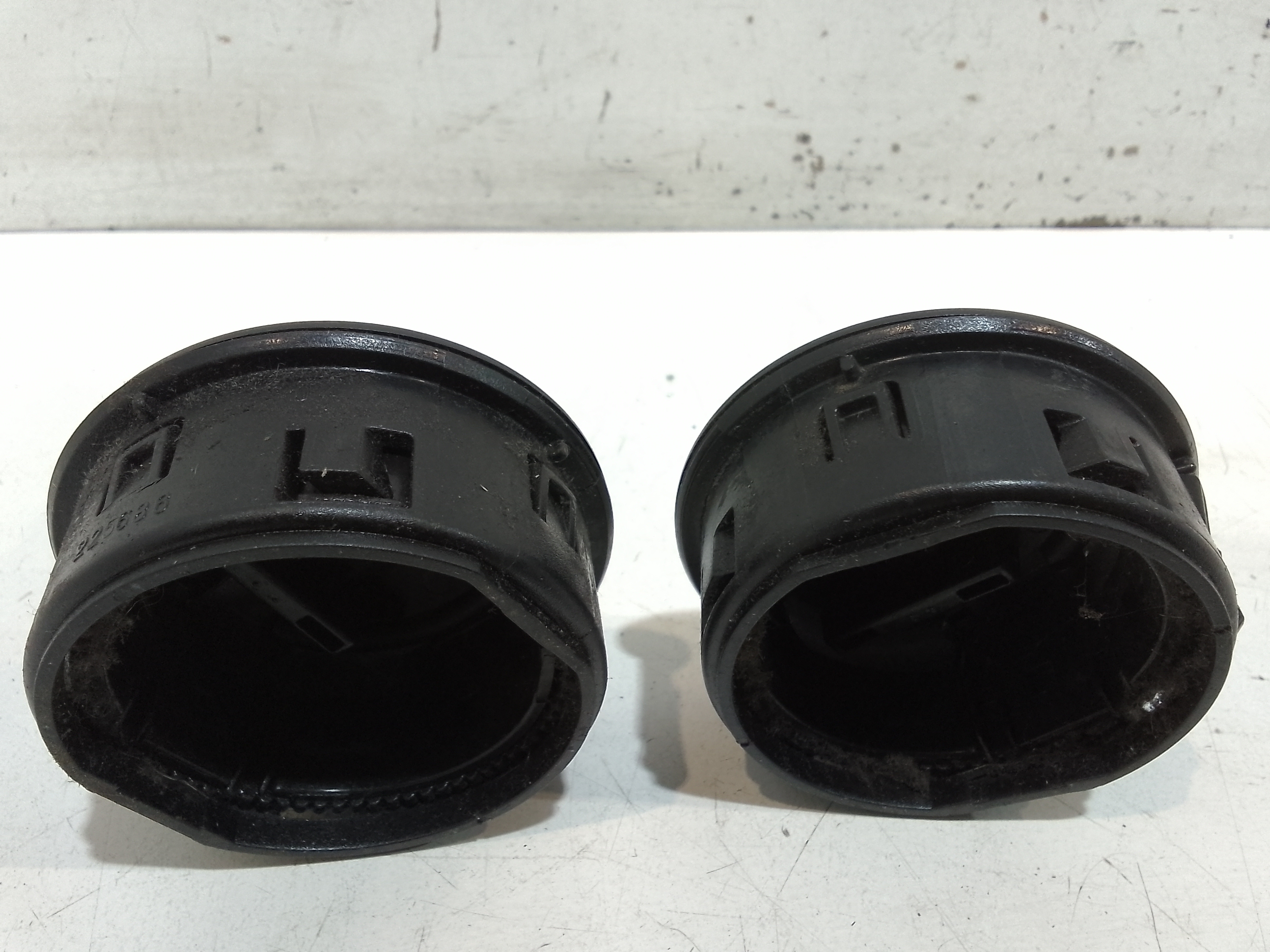 Bocchette Aria Centrale per Piaggio Porter Serie (2011 - In produzione)