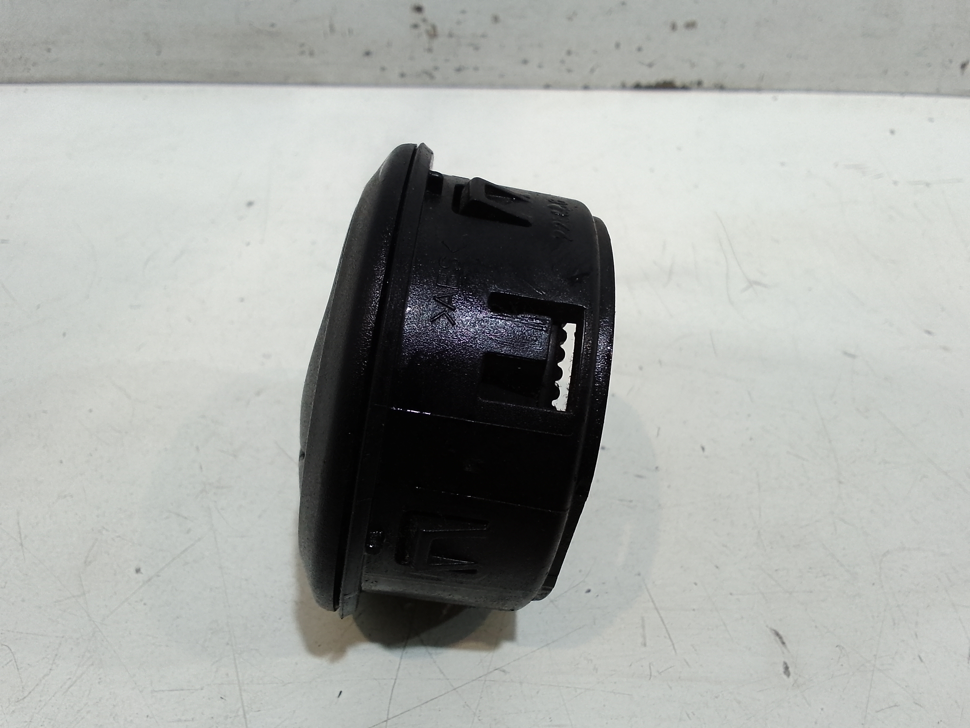 Bocchetta aria cruscotto lato guida per Piaggio Porter Serie (2011 - In produzione)