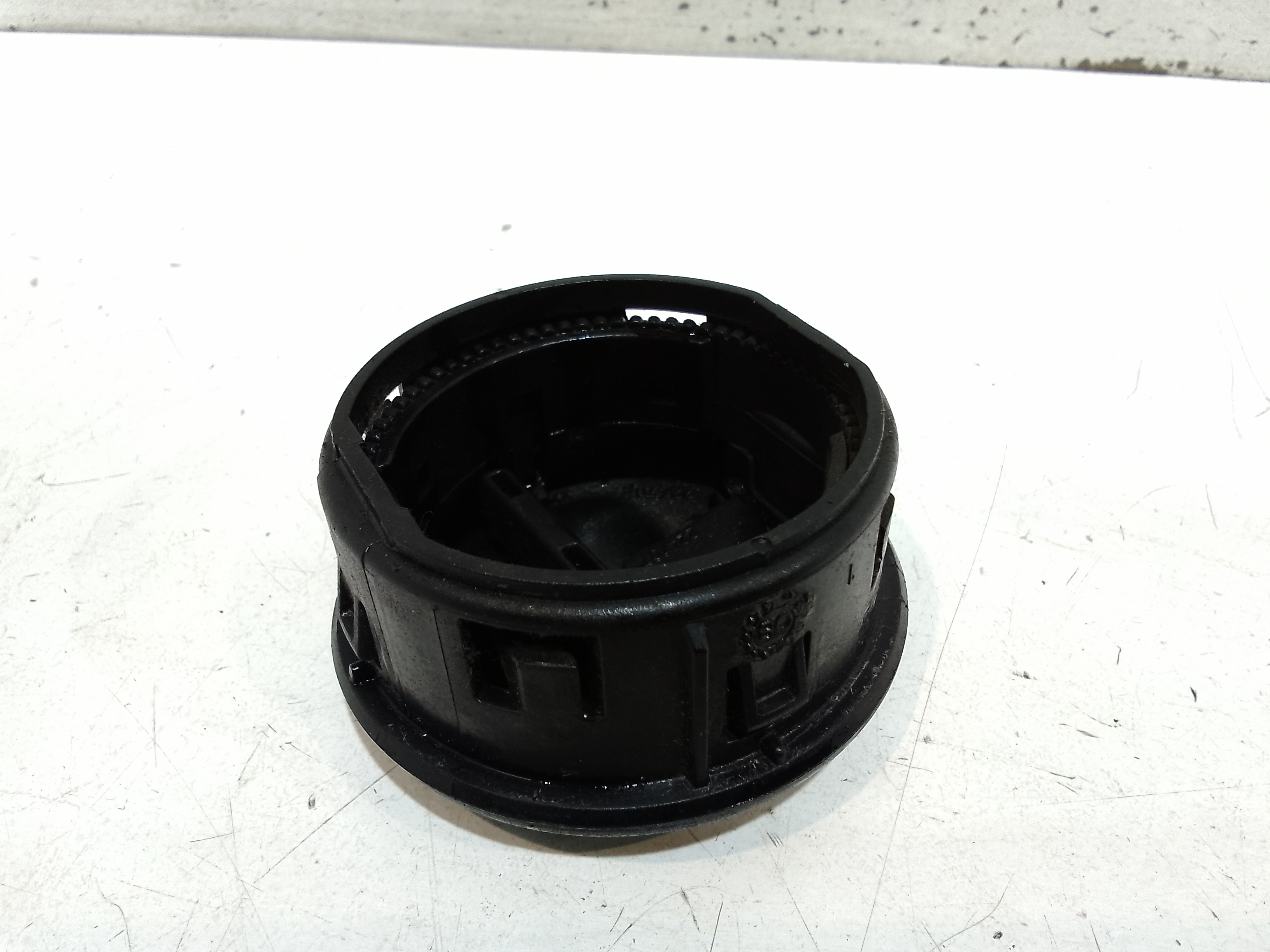 Bocchetta aria cruscotto lato guida per Piaggio Porter Serie (2011 - In produzione)