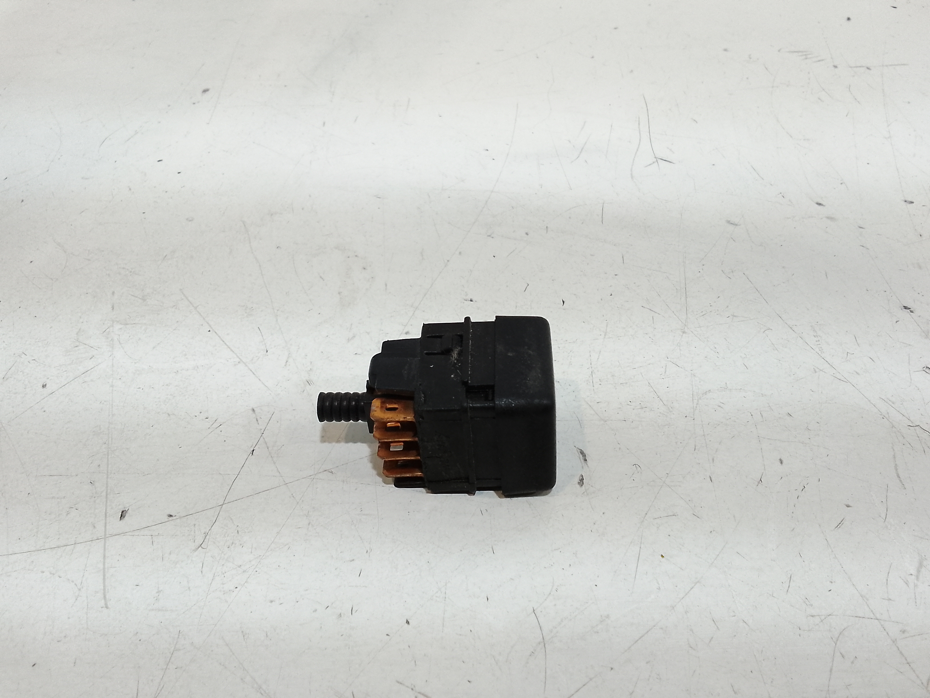 Pulsante Tergilunotto posteriore per Piaggio Porter Serie (2011 - In produzione)