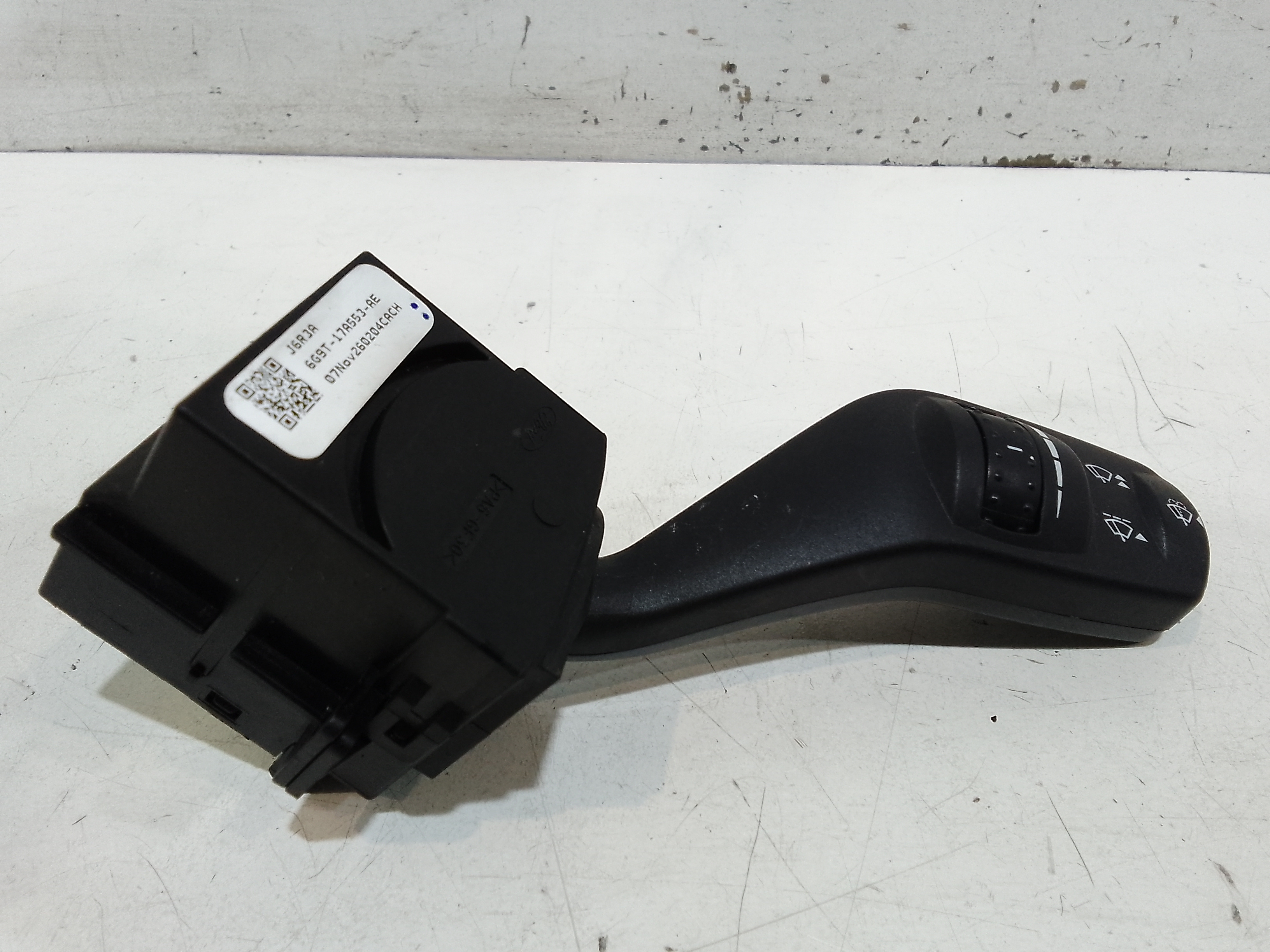 Devioluci destro per Ford Mondeo S. Wagon 6 Serie (2007 - 2014)